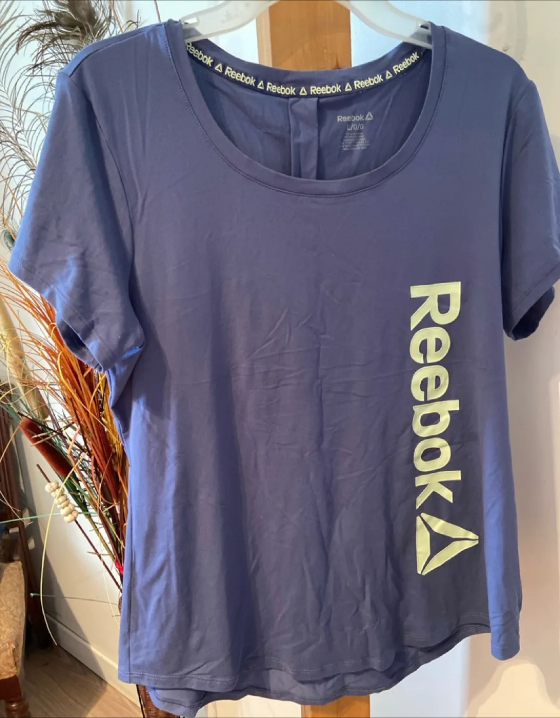 Women’s Reebok clothes szL image indicator(7)