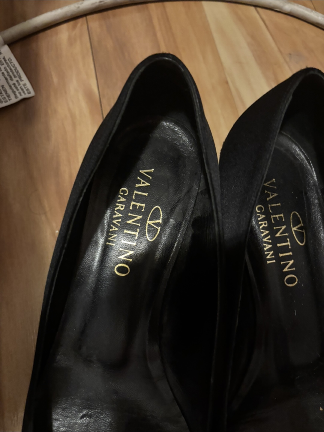 Valentino Garavani Black Heels Size 37.5 - photo 2