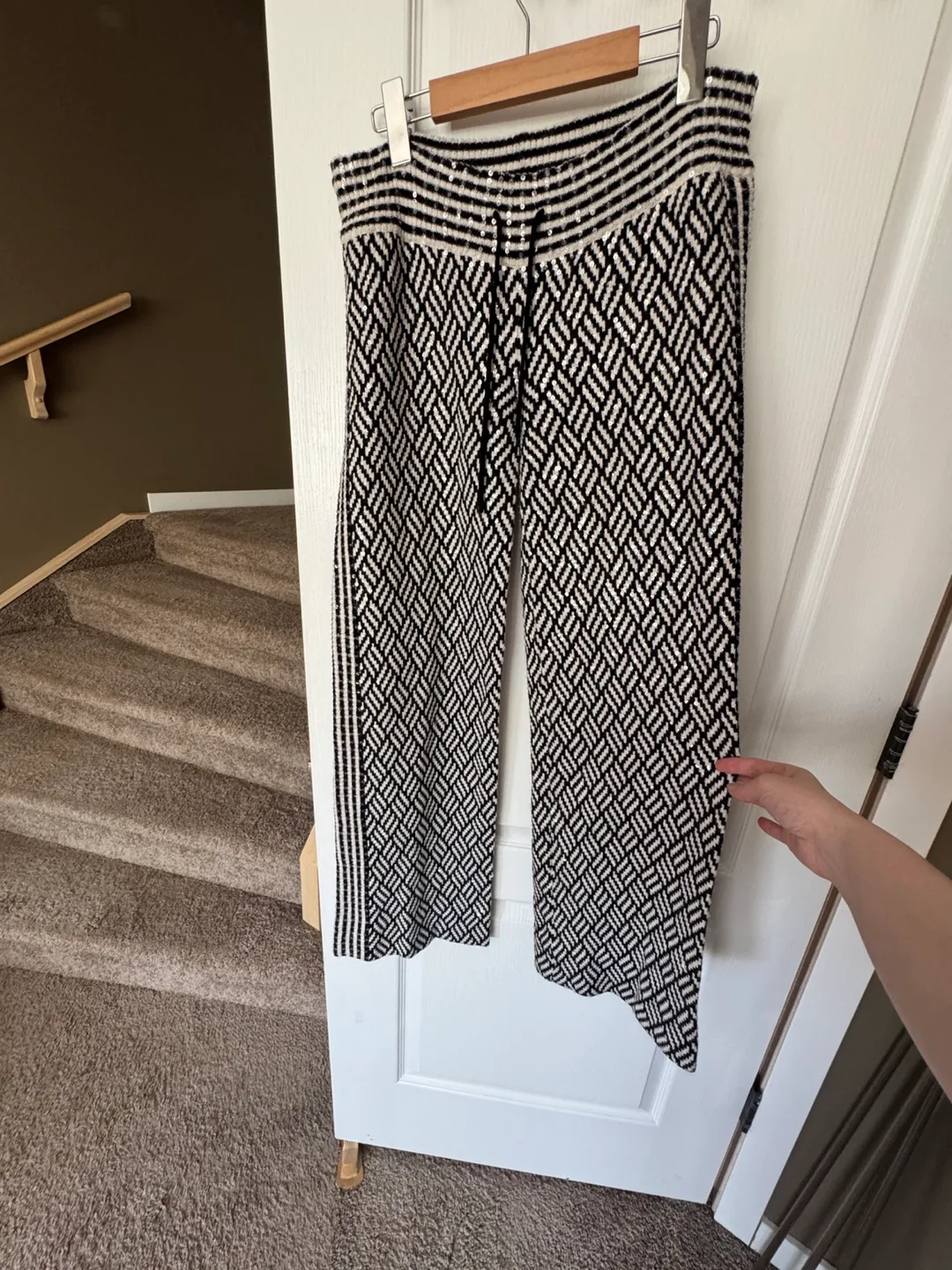 Étincelle Couture Black & White Knit Women’s Pants size S/M thumbnail