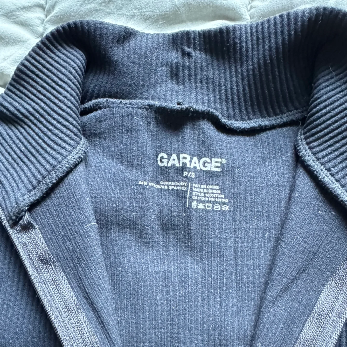 Garage Zip-Up Crop Top image indicator(2)