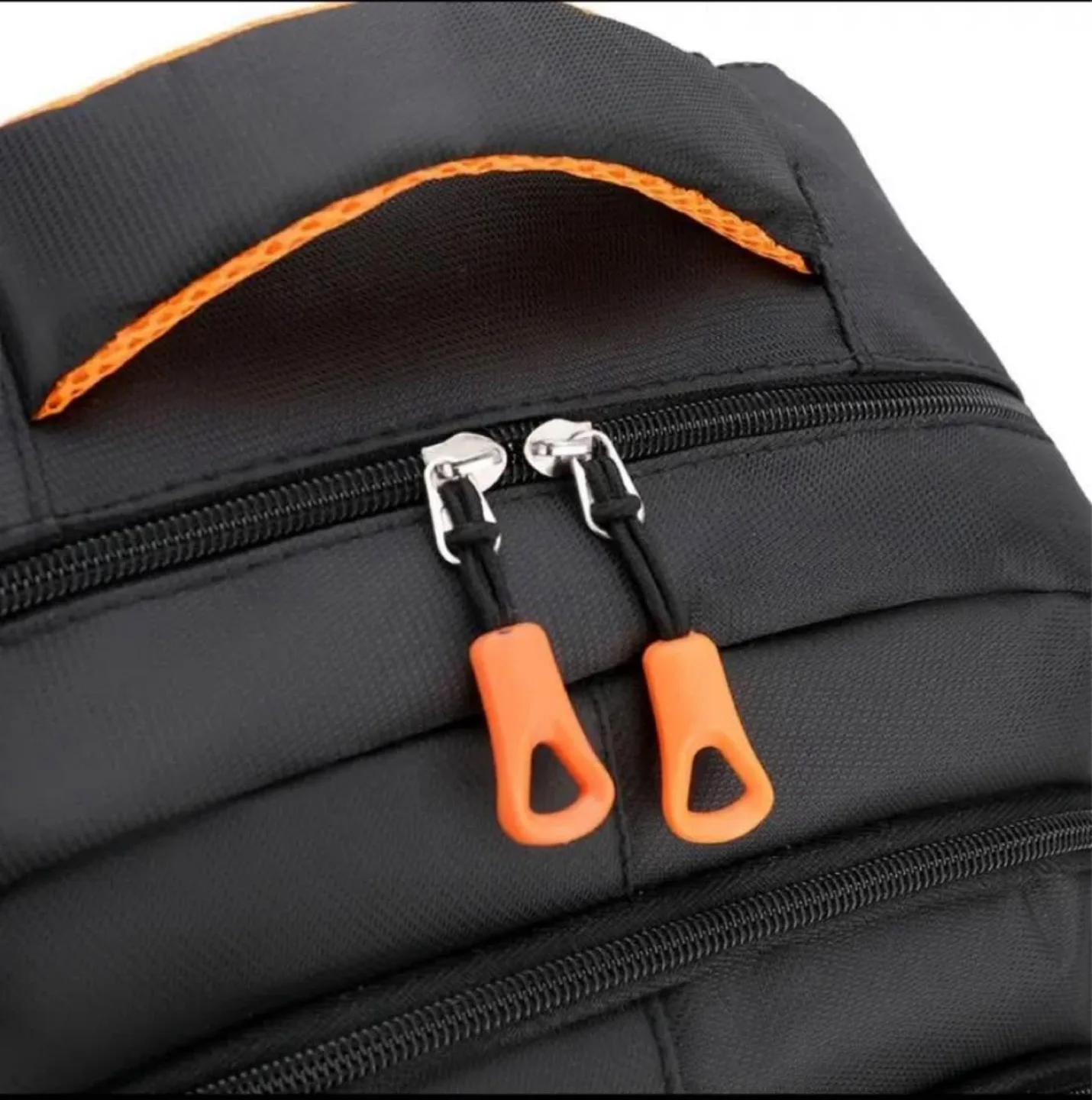 A Versatile And Spacious Casual Backpack for Both Men And Women, image indicator(6)