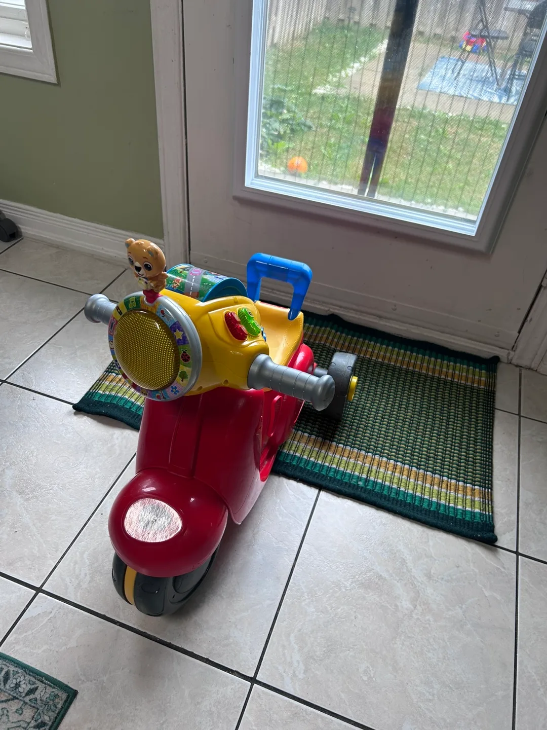 VTech Ride-On Toy Scooter image indicator(2)