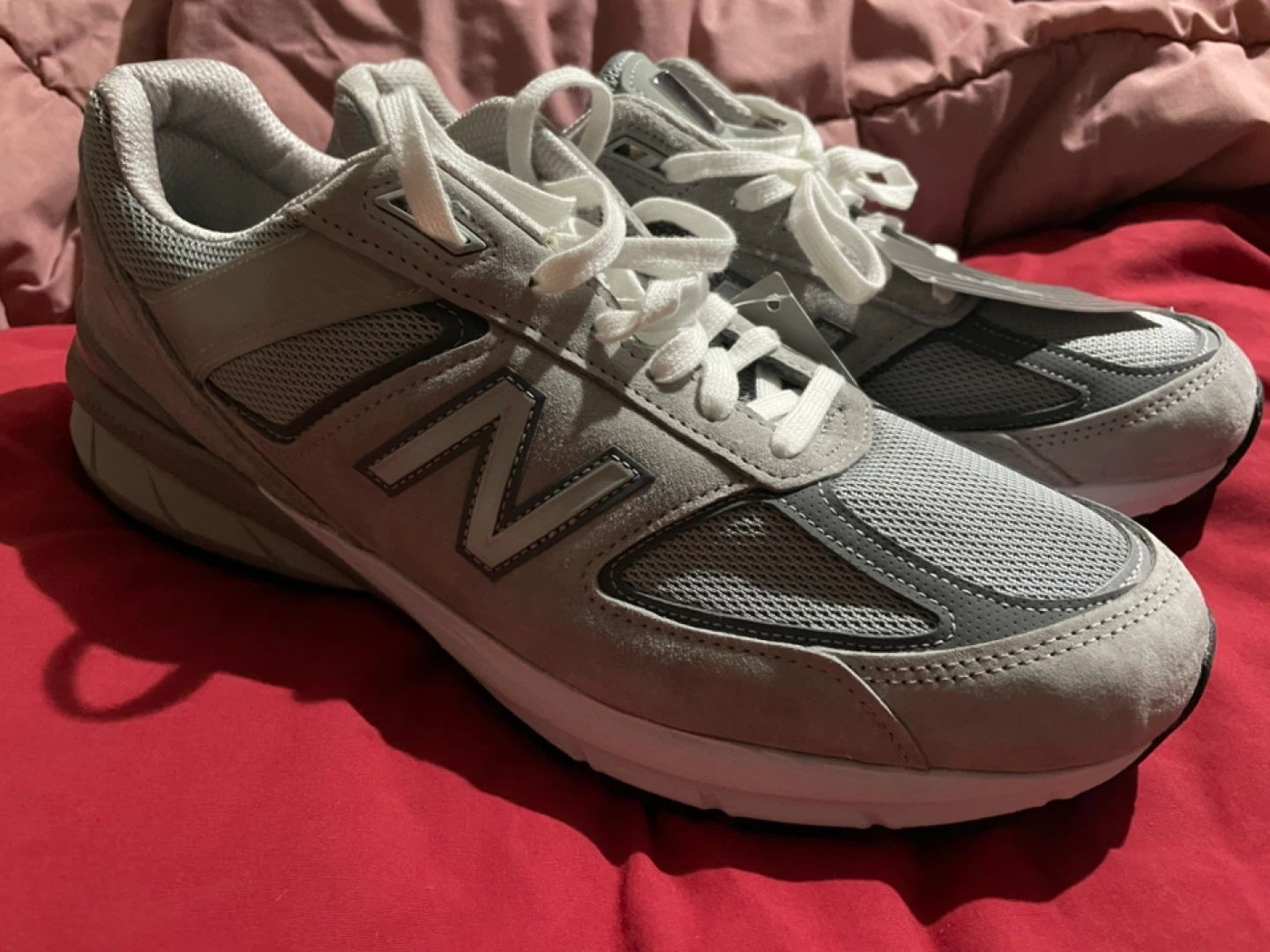 New Balance 990v5 Grey