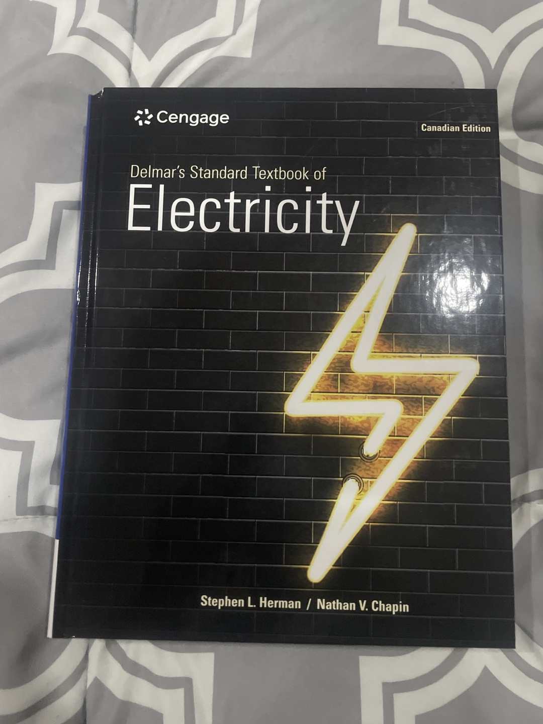Delmar's Standard Textbook of Electricity