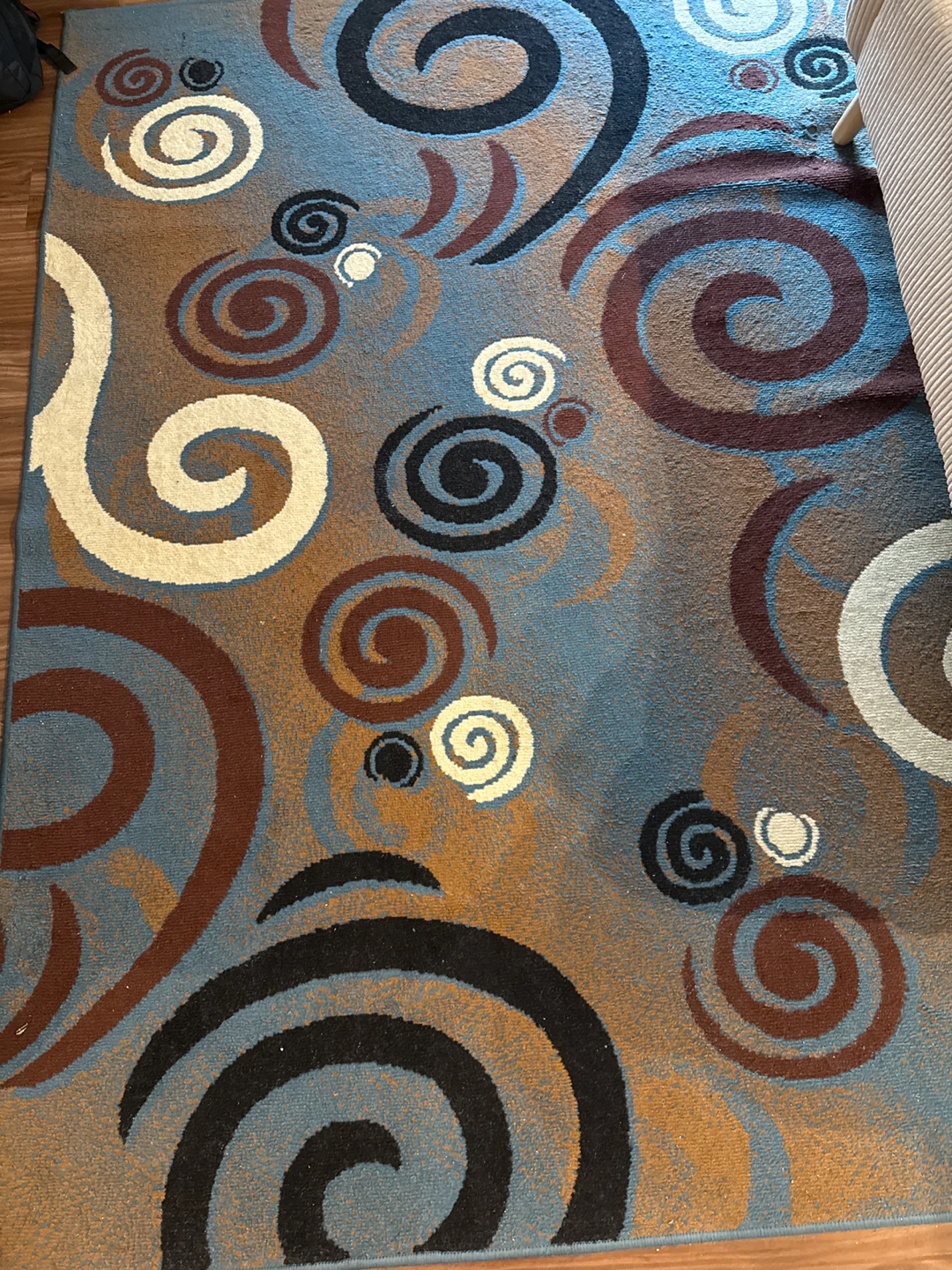 Swirl Pattern Area Rug - photo 2
