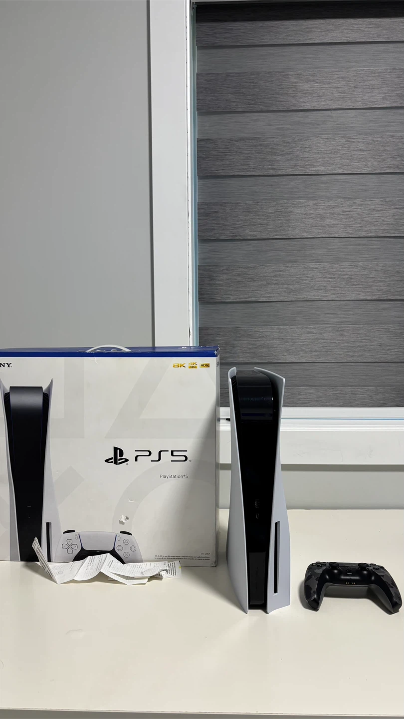 PlayStation 5 (PS5) Console - Like New