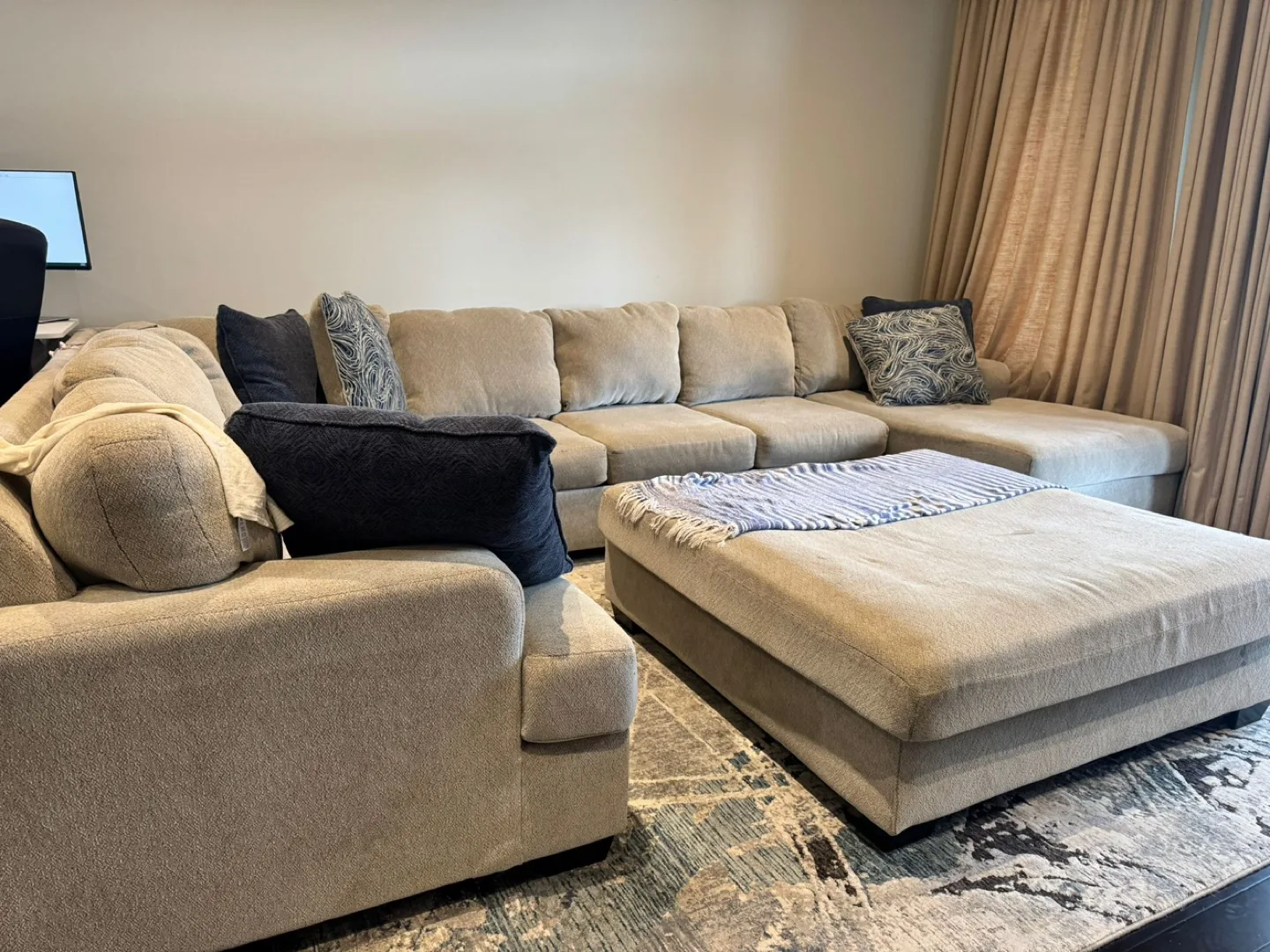 Beige Sectional Sofa with Ottoman image indicator(10)