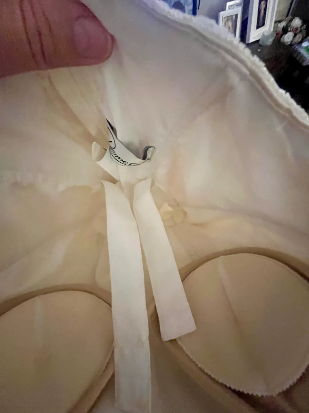 Demitiros  In Style Gorgeous Wedding Gown Size Small image indicator(6)