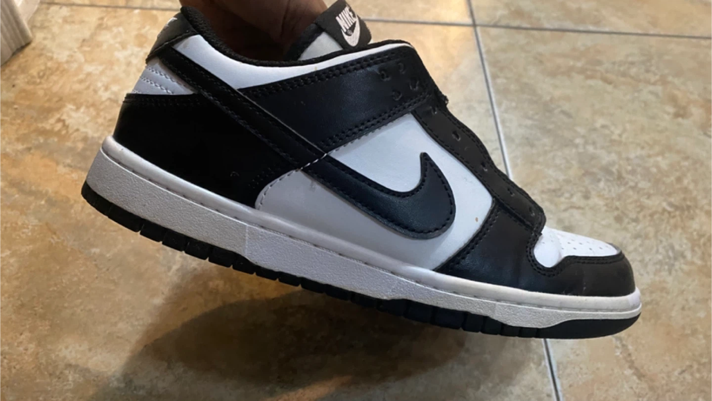 Nike Dunk Low “Panda” - Size 8 US - photo 2