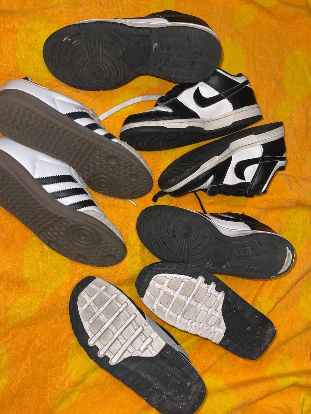 Adidas Samba & Nike Dunk & Air Max 1 Shoes image indicator(7)