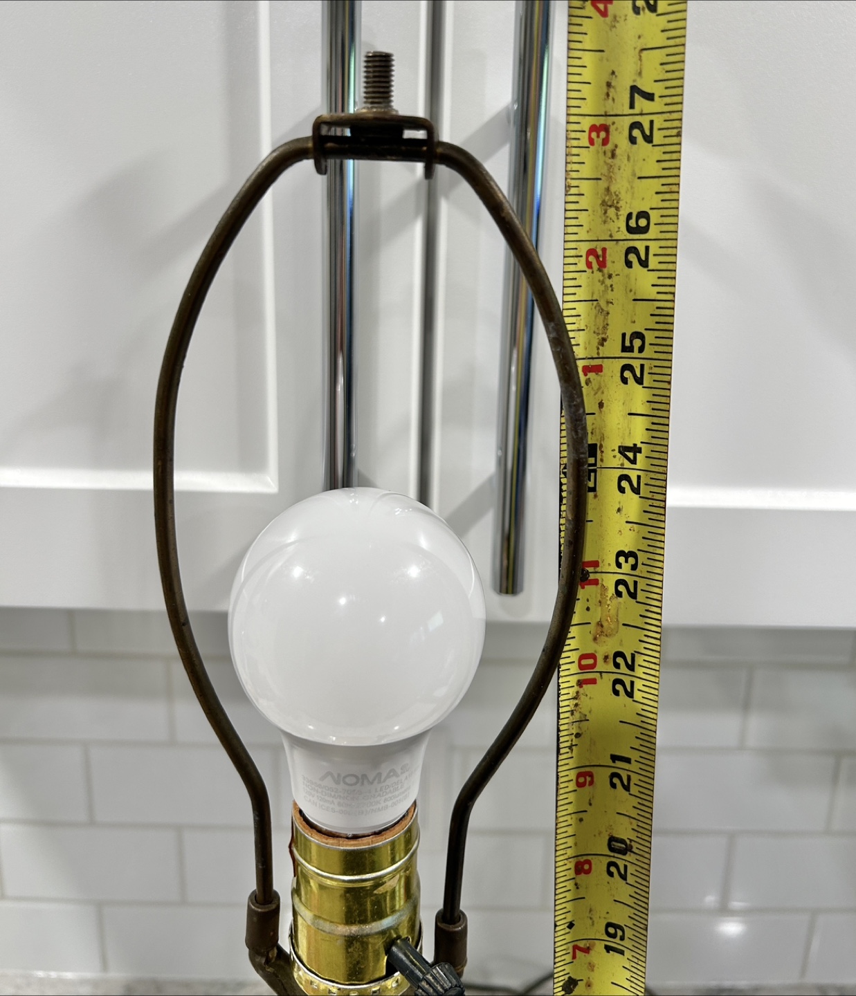 Vintage Brass Table Lamp - 27" Tall - photo 4