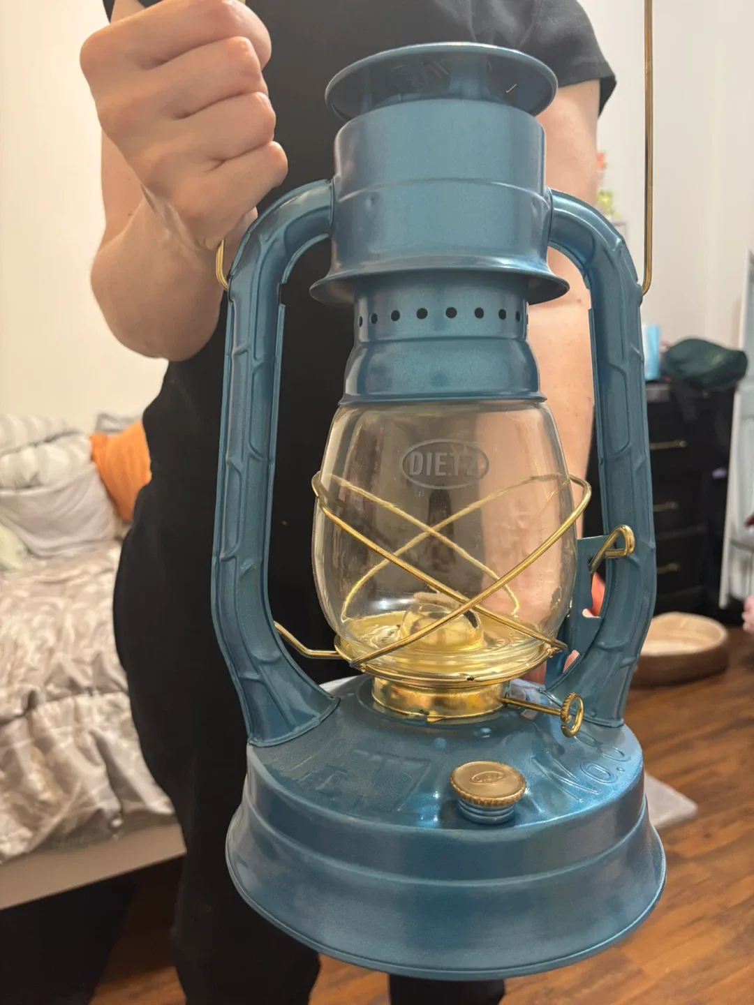 Dietz #8 Air Pilot Blue Lantern image indicator(2)