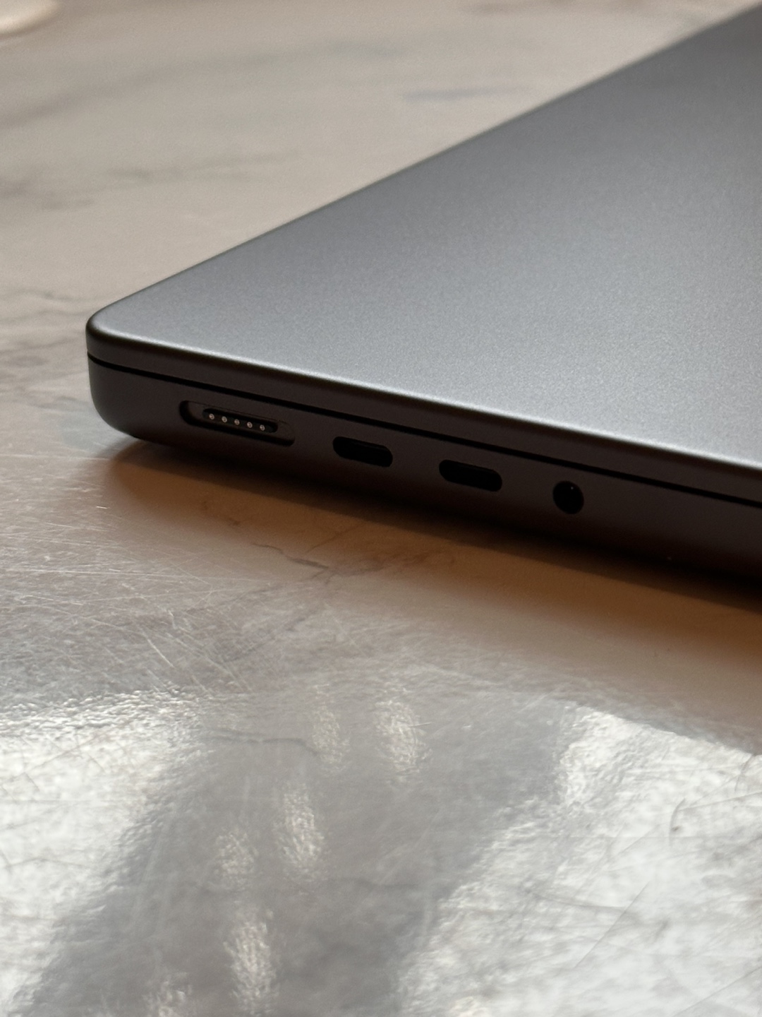 MacBook Pro 14” M4 (16/512) + AppleCare till 2027 — $1400 - photo 5