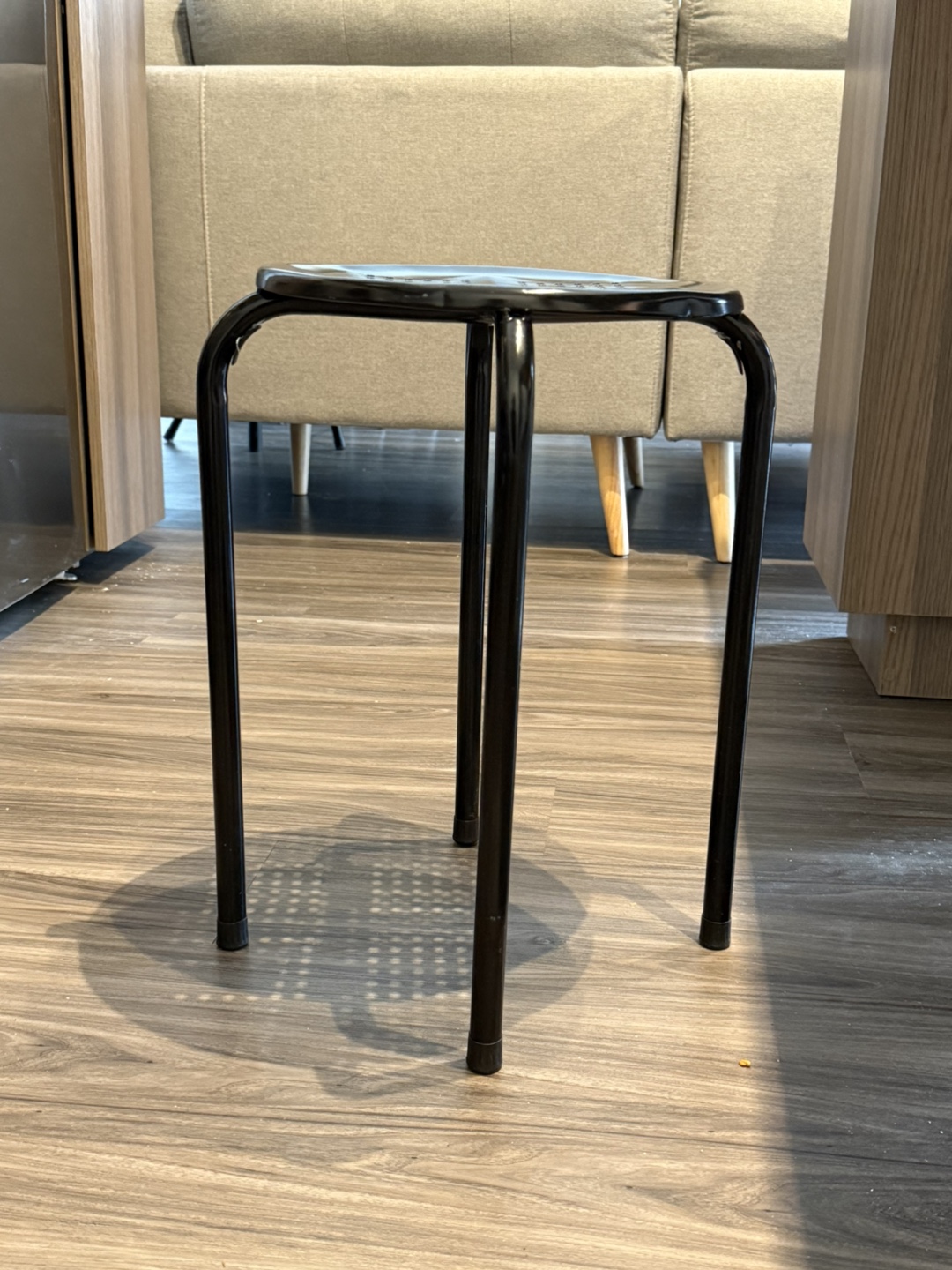 Black Metal Stool - photo 2