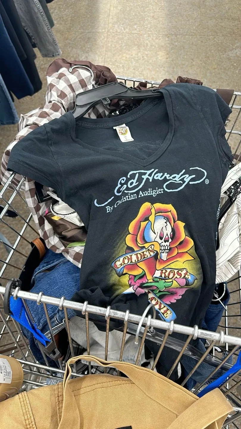 Personal Thrifting Services image indicator(4)