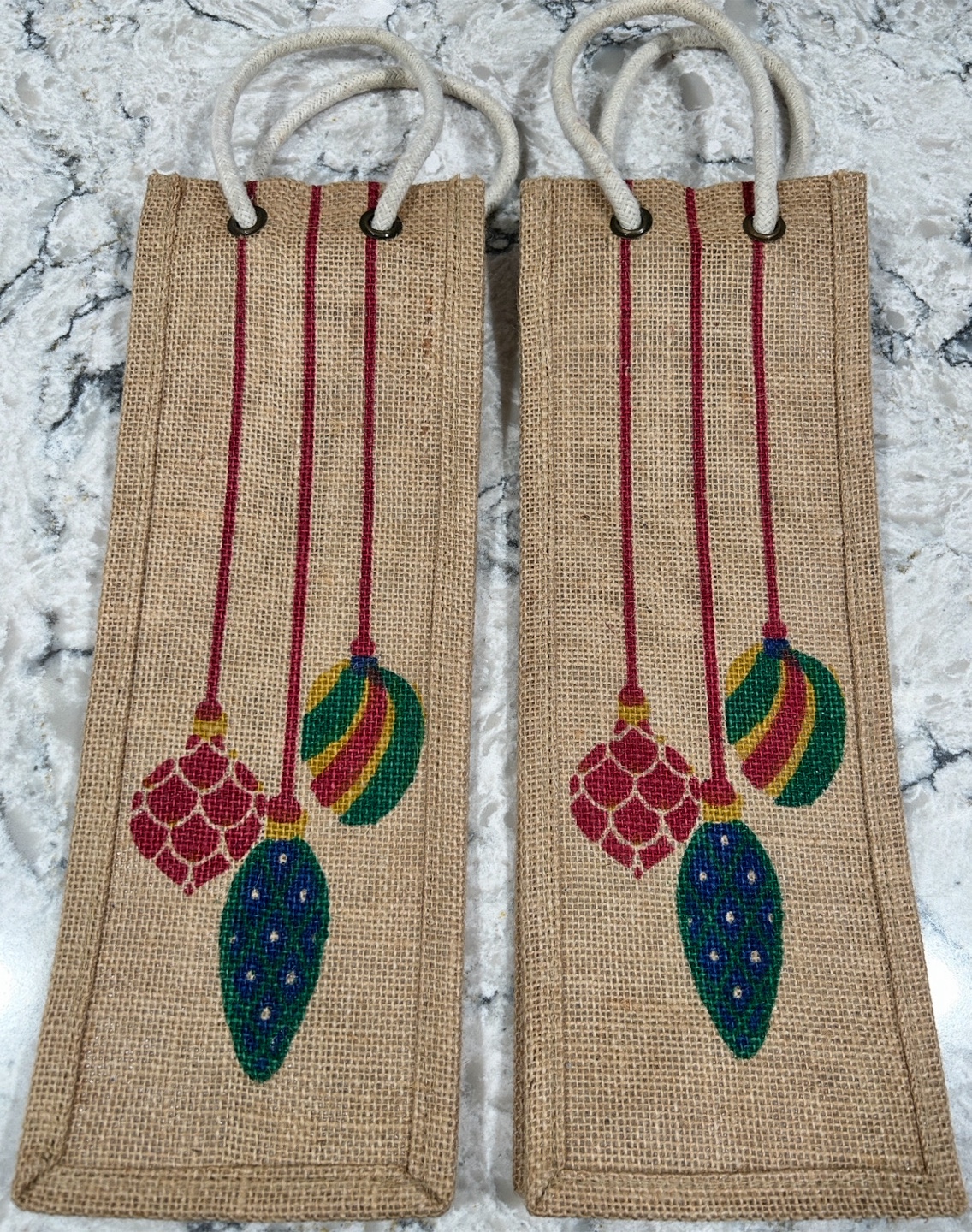Set of 2 Burlap Wine Bottle Bags