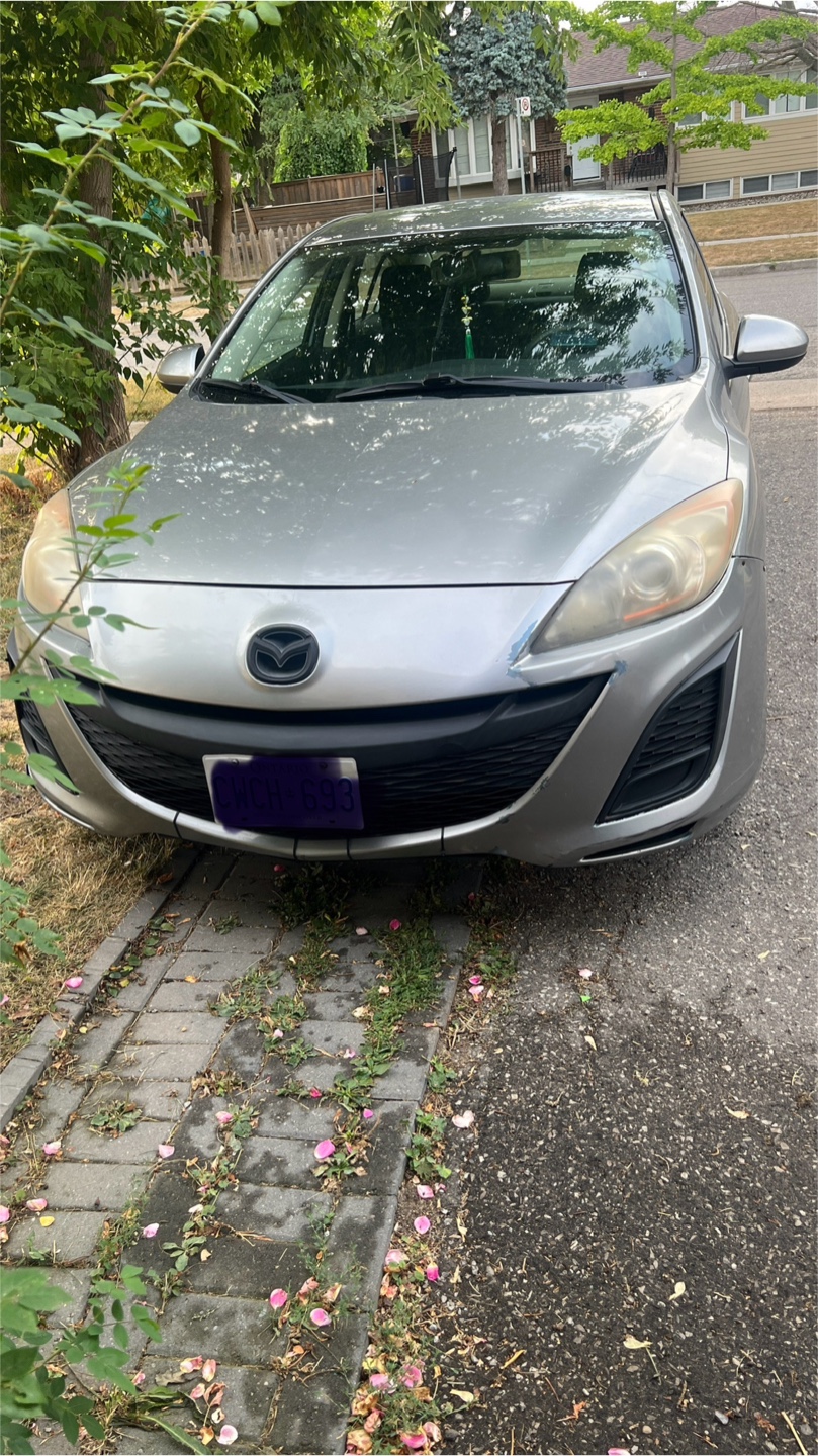 Mazda 3 Sedan - Silver