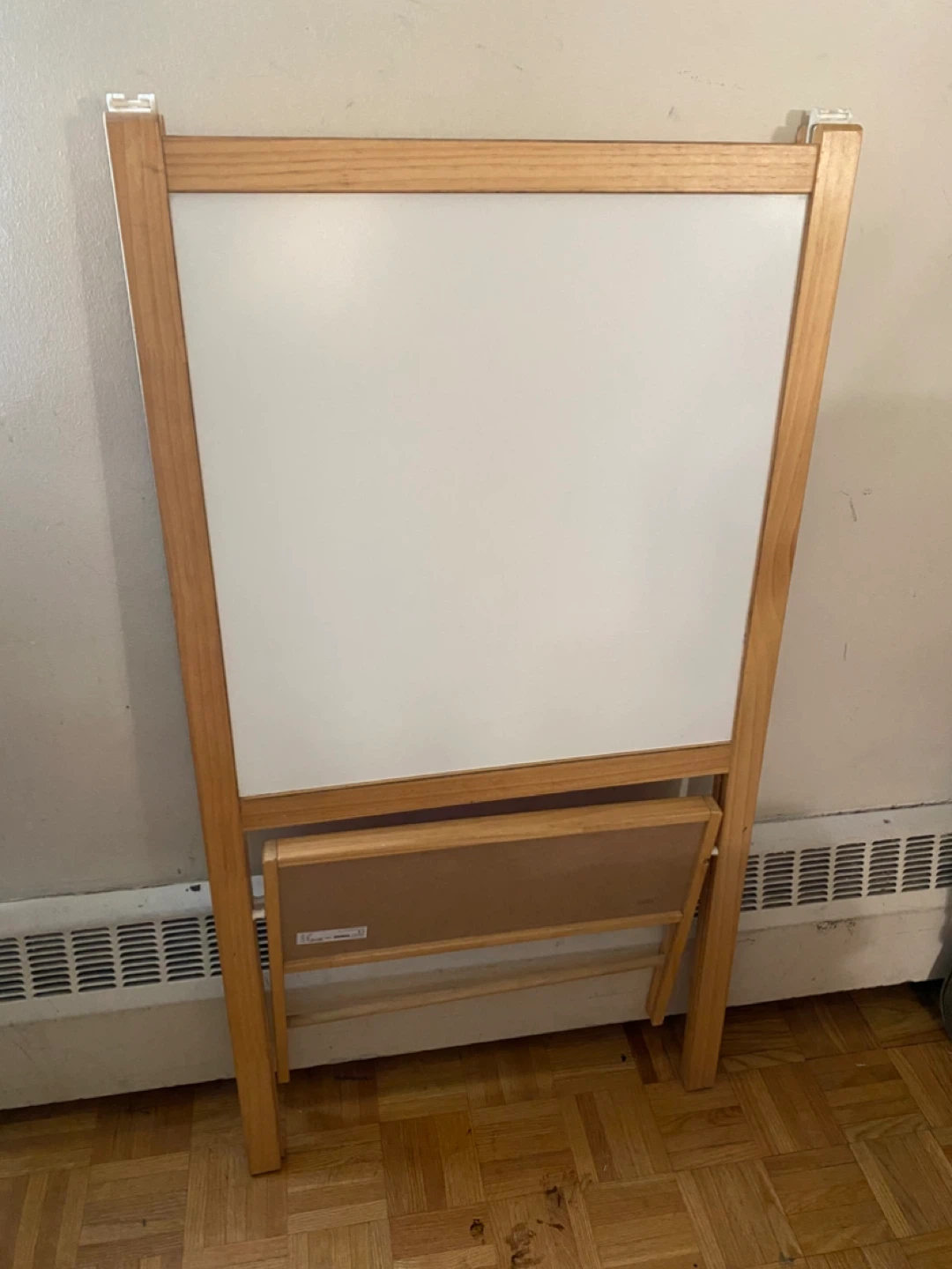 Ikea Mala Easel - Kids Art Fun! - photo 2