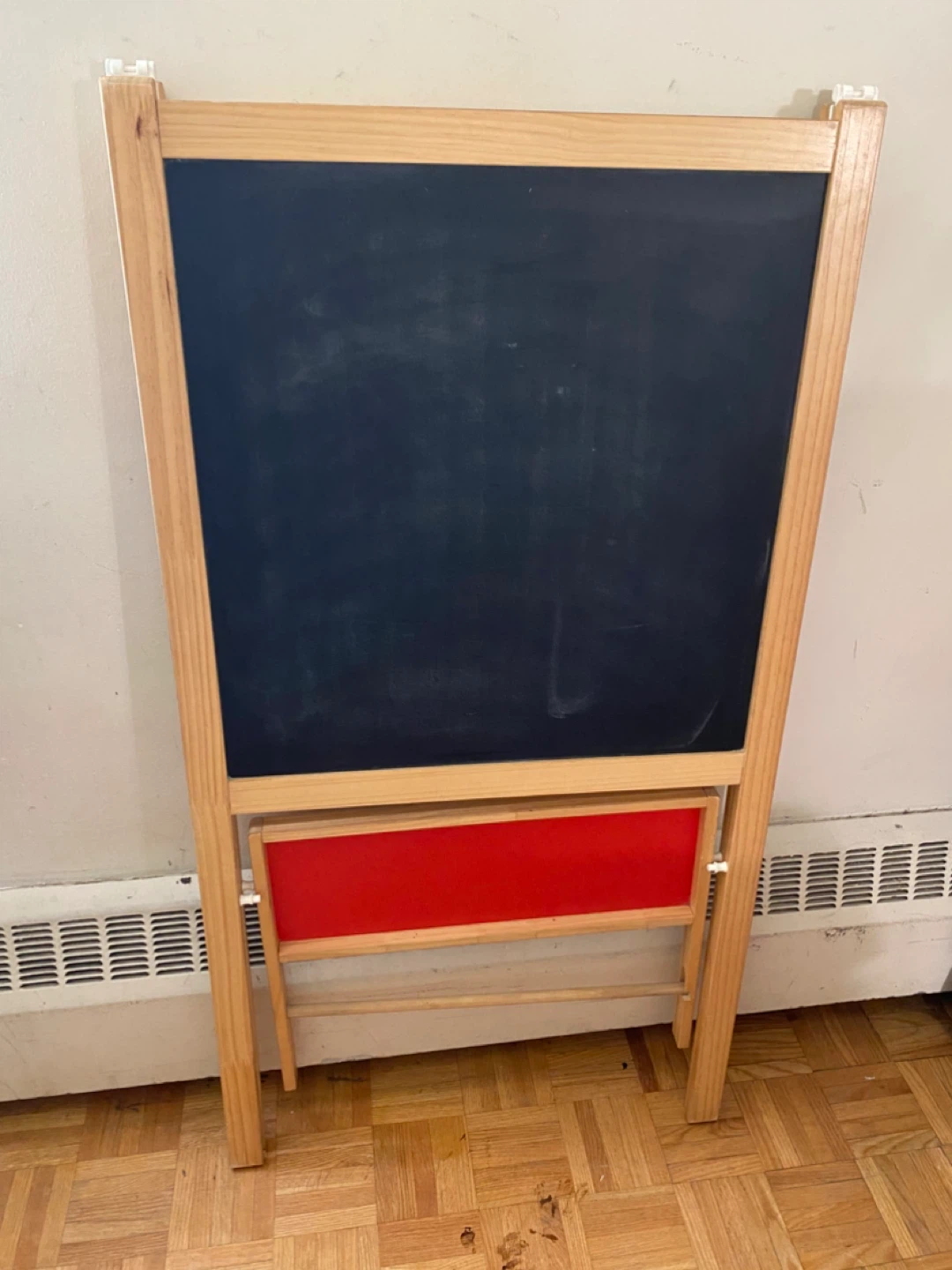 Ikea Mala Easel - Kids Art Fun! - photo 3