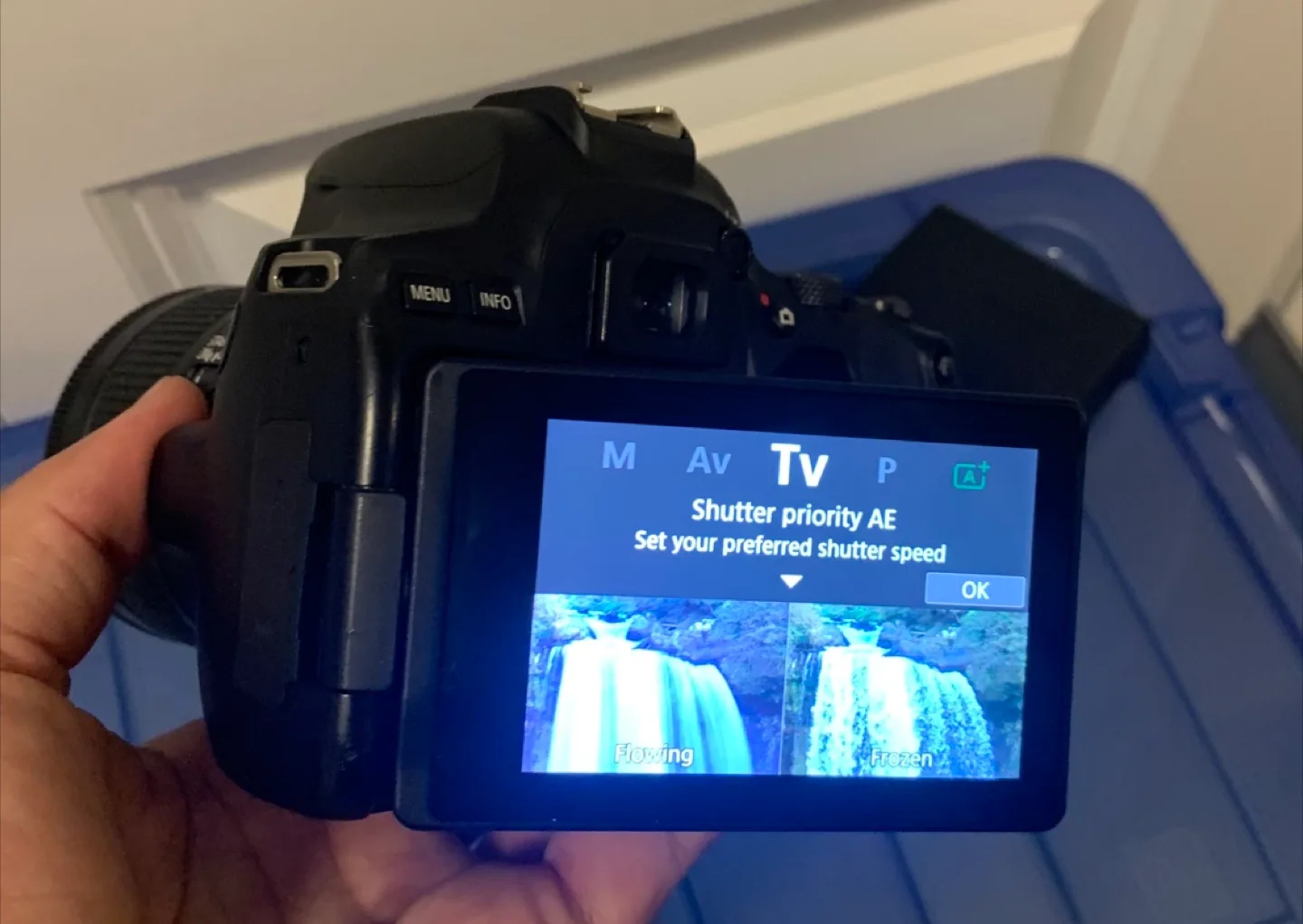 Canon EOS Rebel SL3 DSLR Camera image indicator(2)