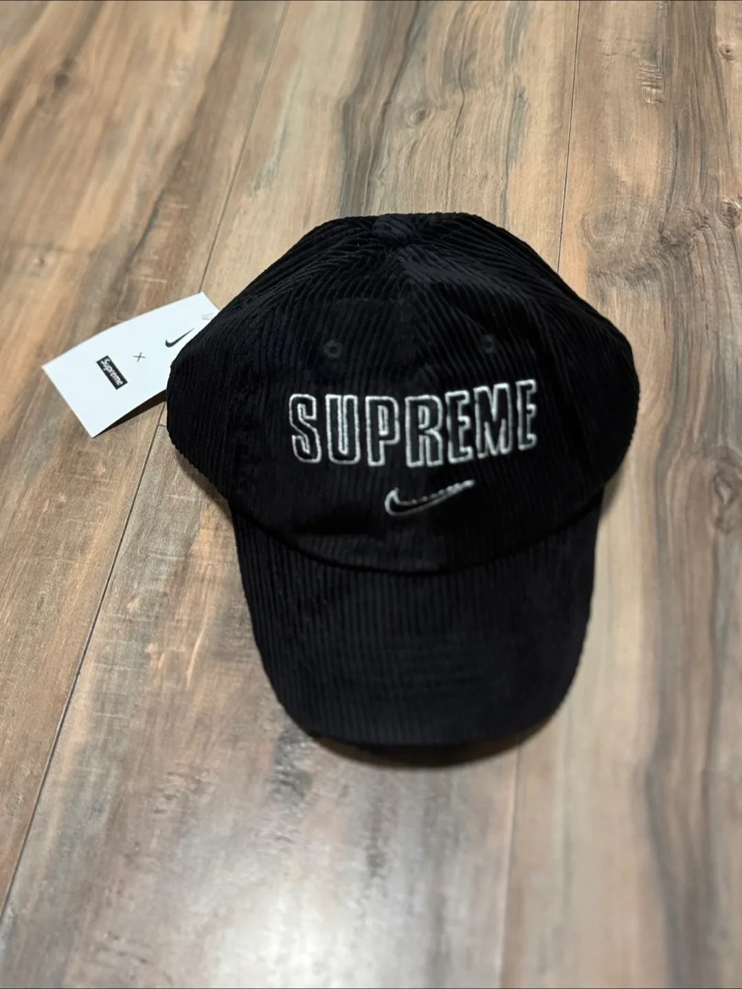 New Supreme x Nike Corduroy Hat - Black thumbnail