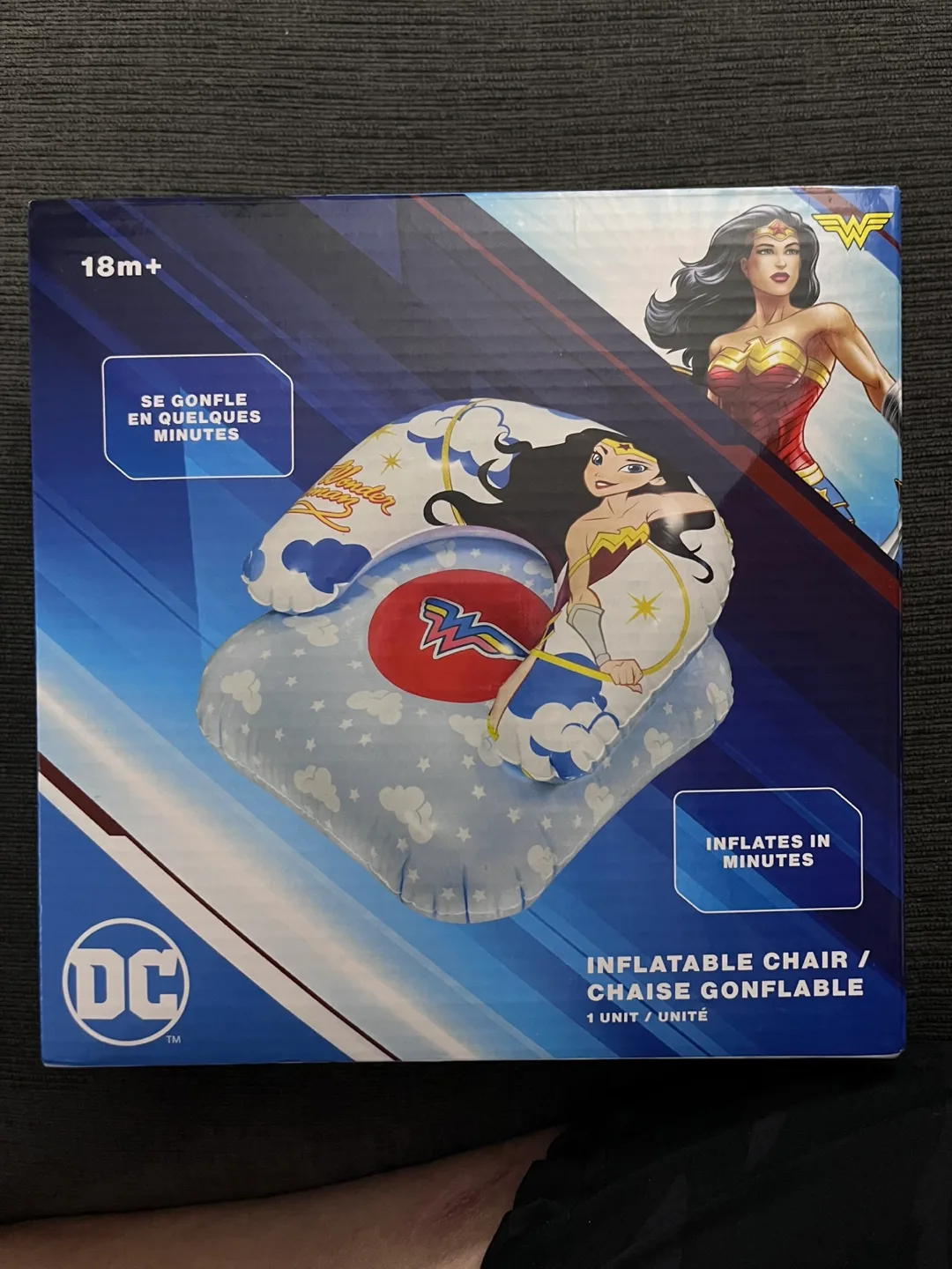 DC Wonder Woman Inflatable Chair (18m+) thumbnail