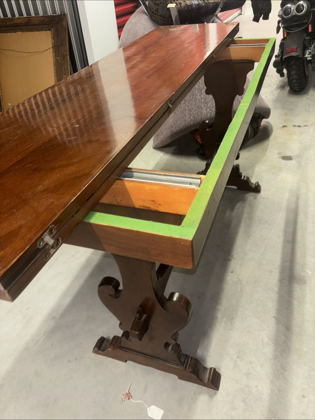 Antique mahogany Trestle flip top expansion table - photo 4