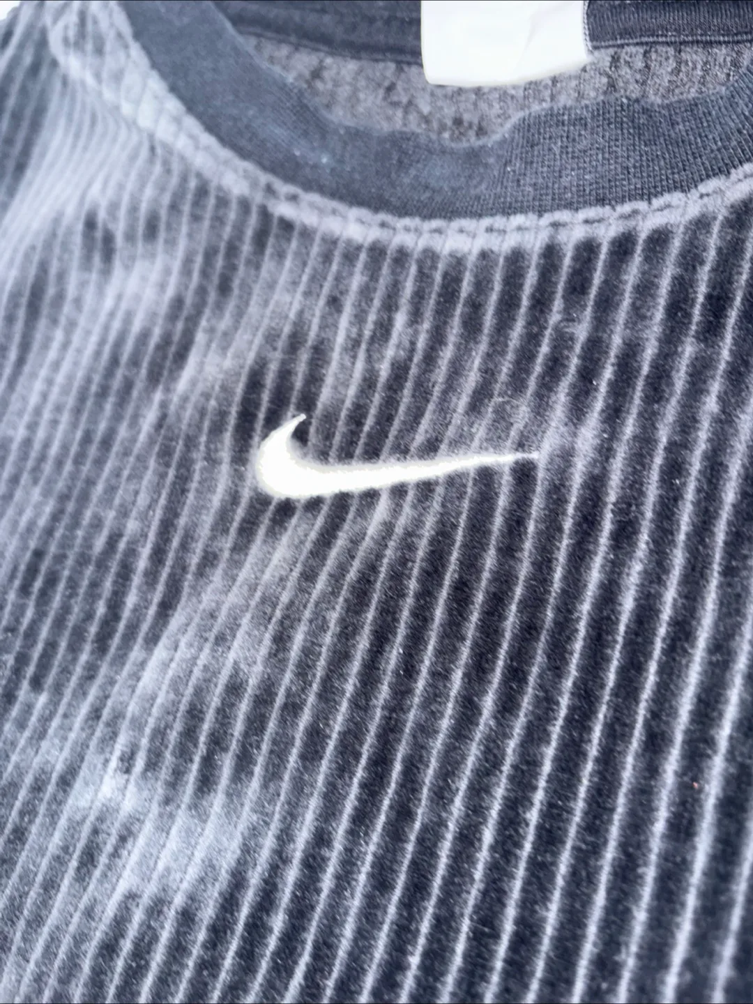 Nike Black Corduroy T-Shirt - Size XS image indicator(3)