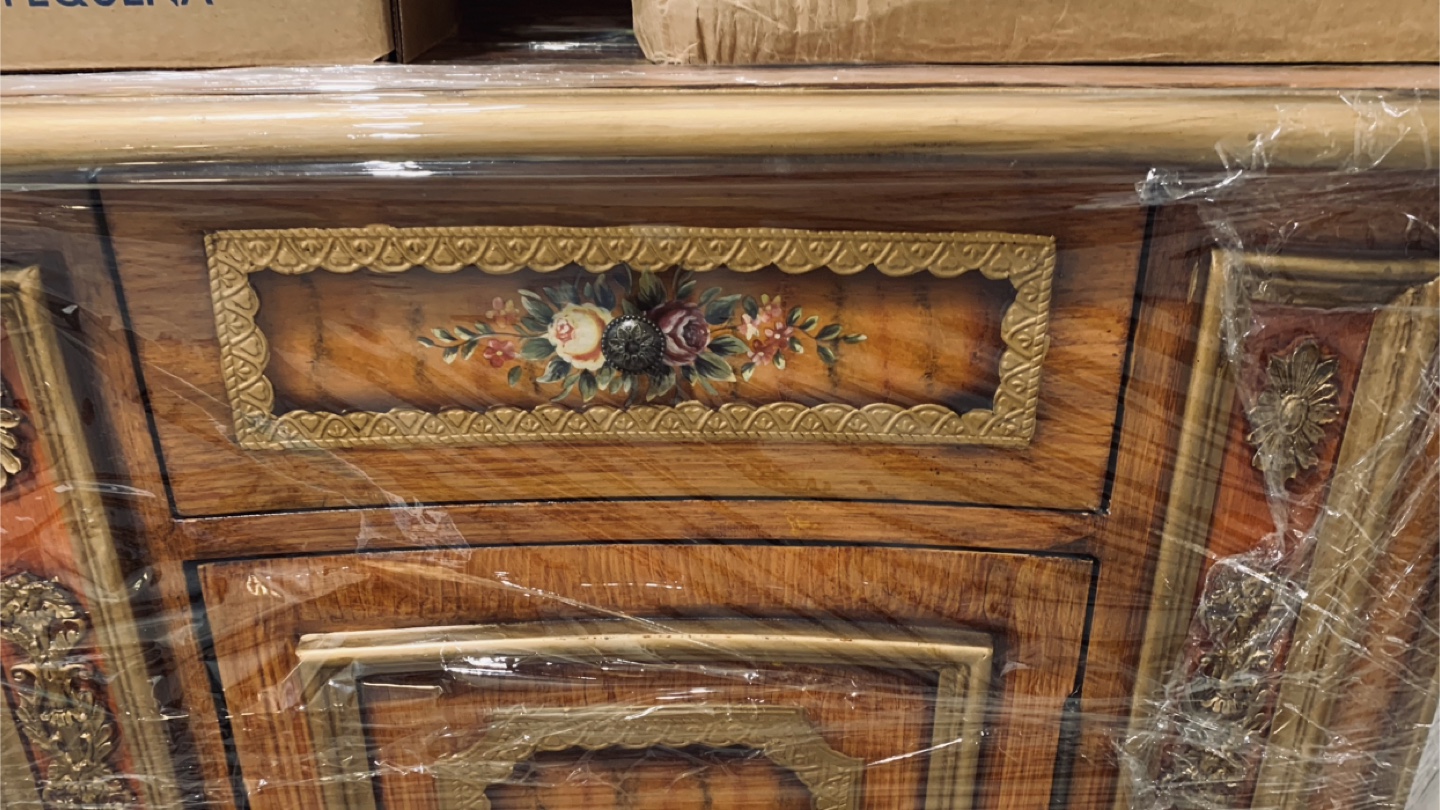 Ornate Wood Cabinet - Antique Style - photo 4