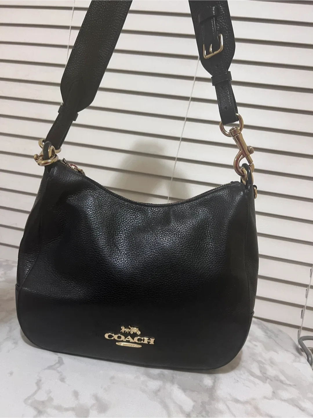 Coach Black Leather Hobo Bag image indicator(2)