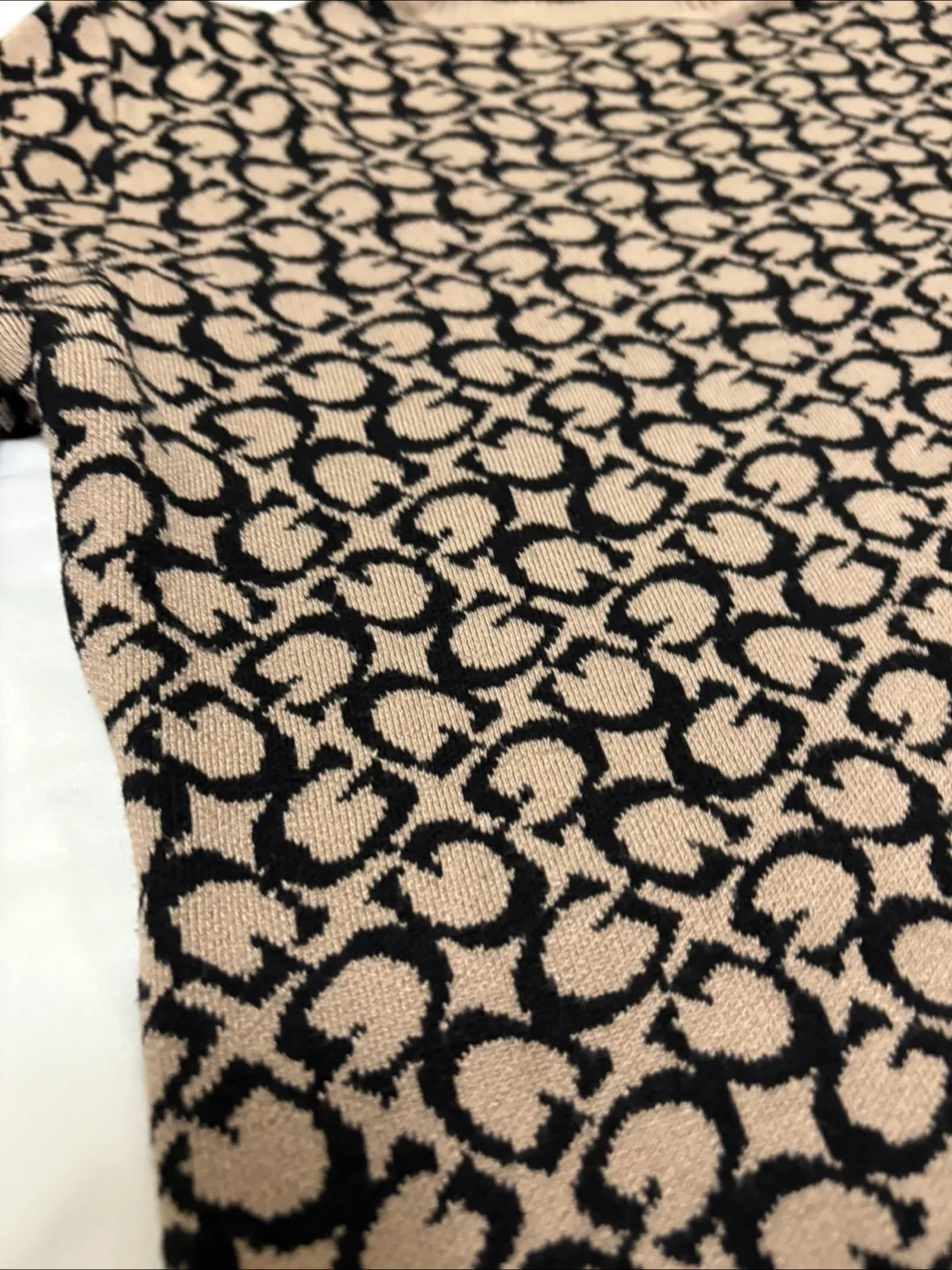 Guess Los Angeles Turtleneck Sweater - Size S image indicator(6)