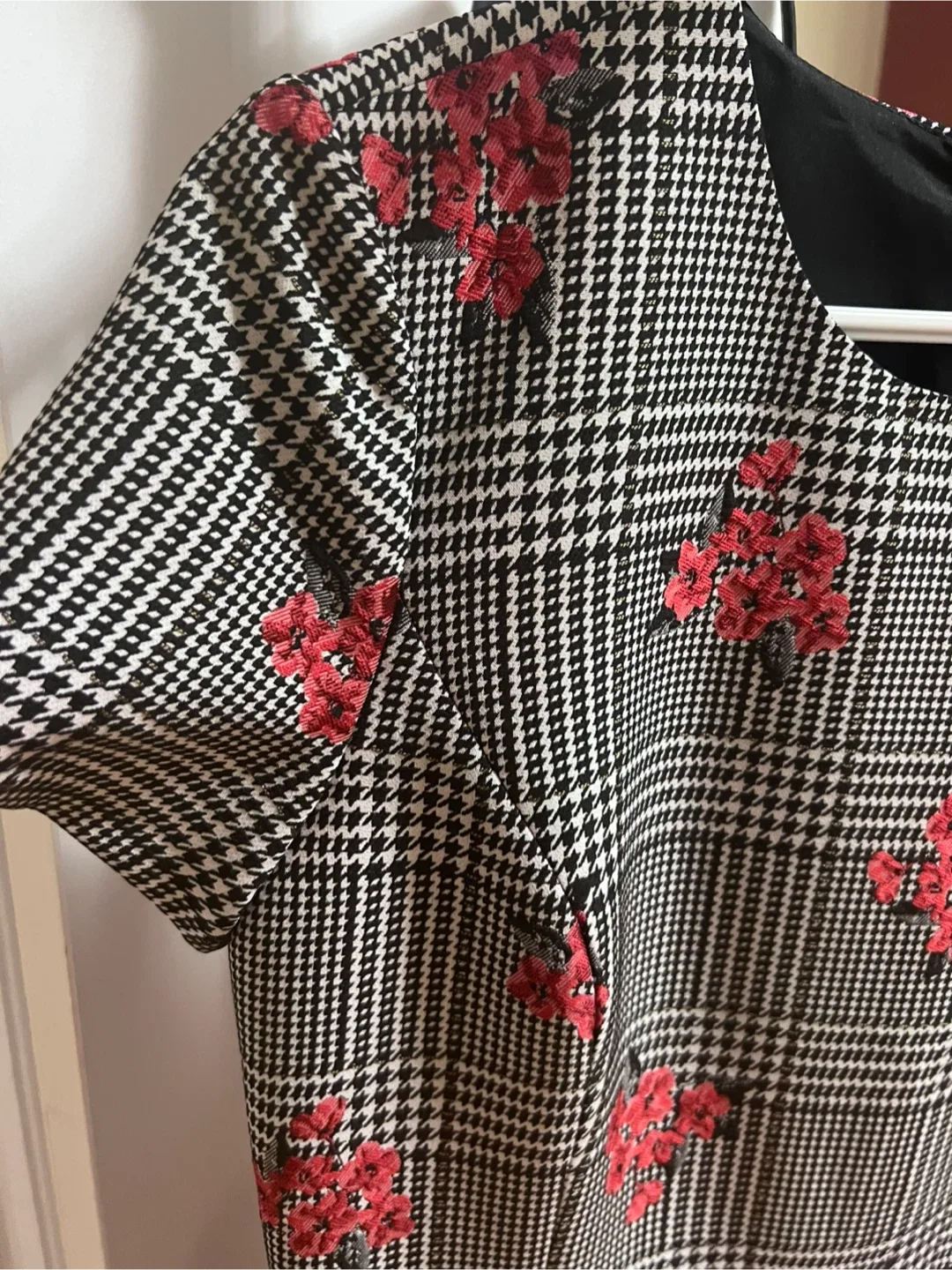 Brooks Brothers Dress - Size 8 image indicator(4)