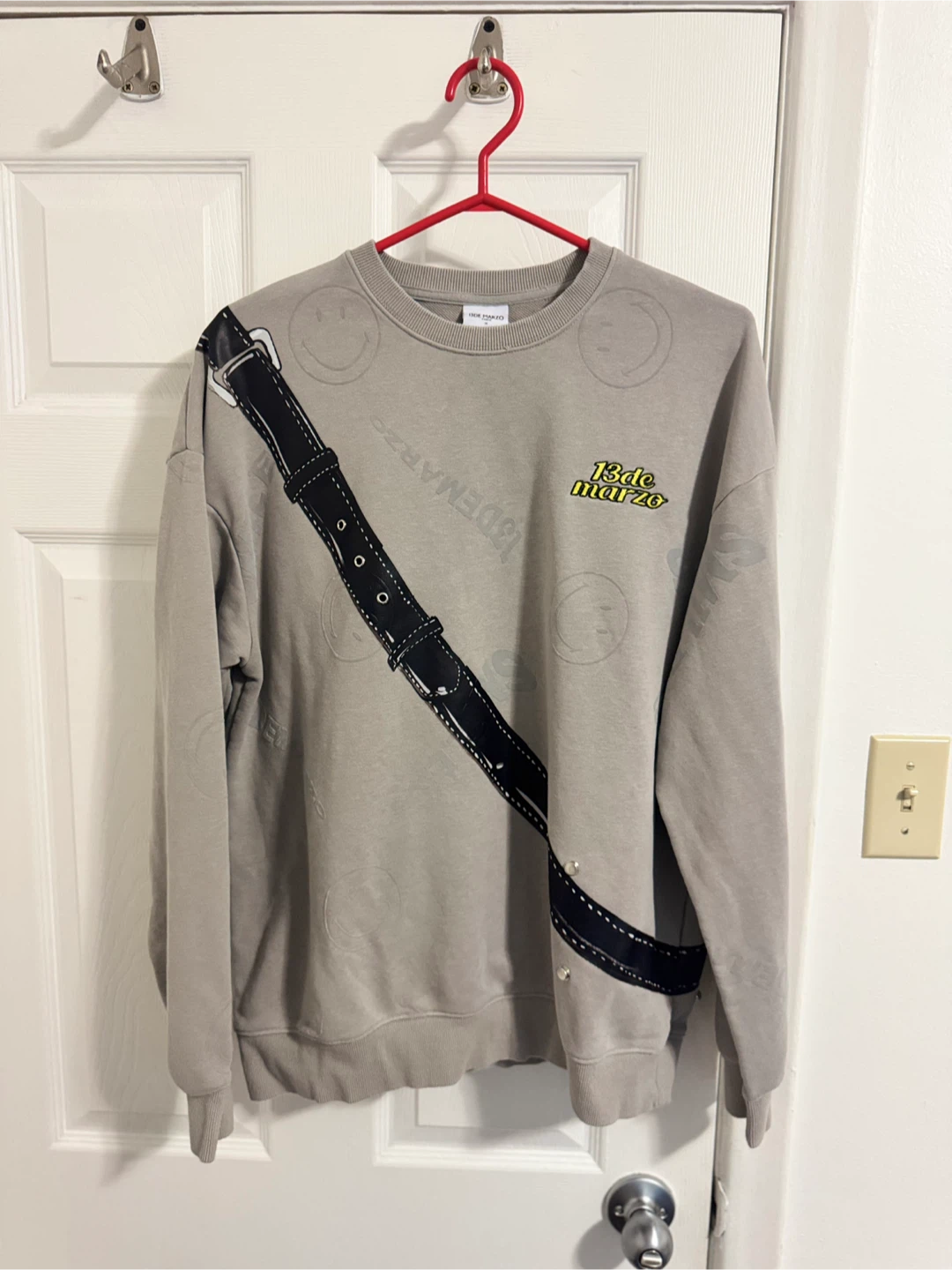 13 De Marzo Paris x Smiley Crewneck