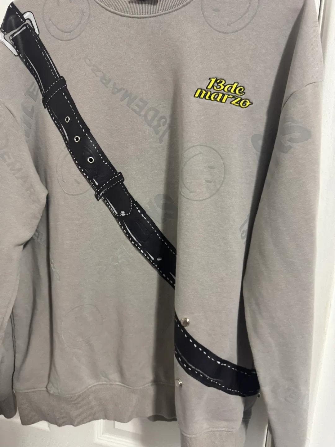 13 De Marzo Paris x Smiley Crewneck image indicator(7)