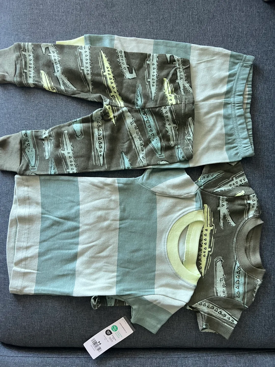 George Baby Outfit Set - Size 12 Months thumbnail