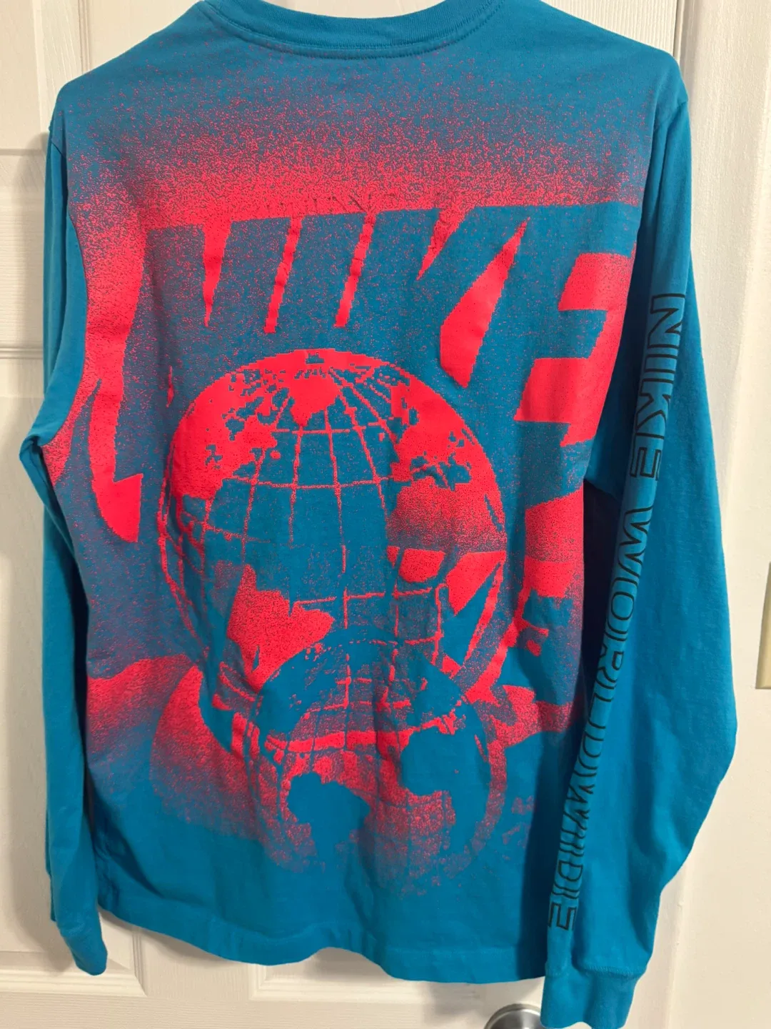 Nike Worldwide L/S Tee - Blue, Size L image indicator(6)
