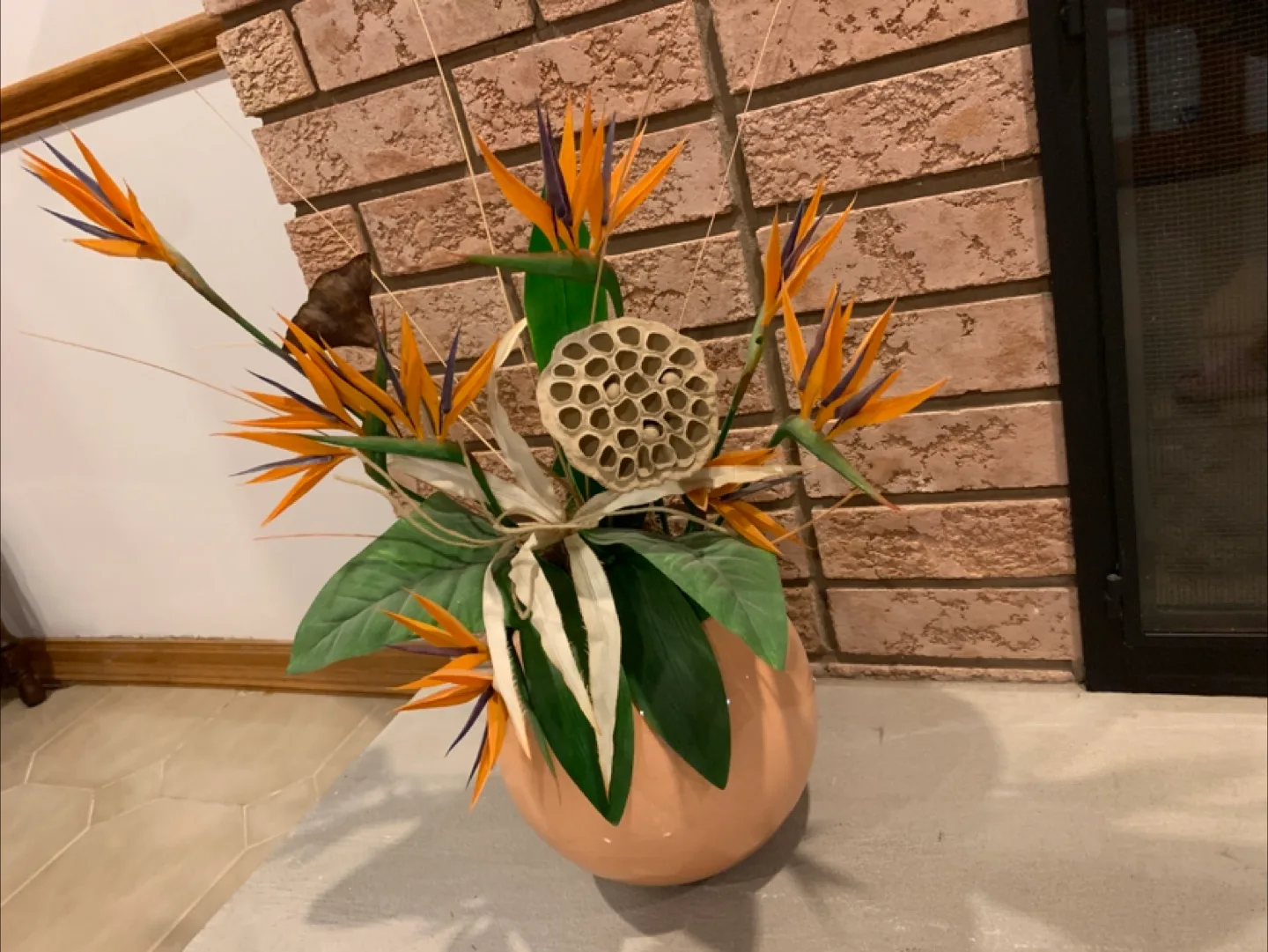 Dry Floral Arrangement thumbnail