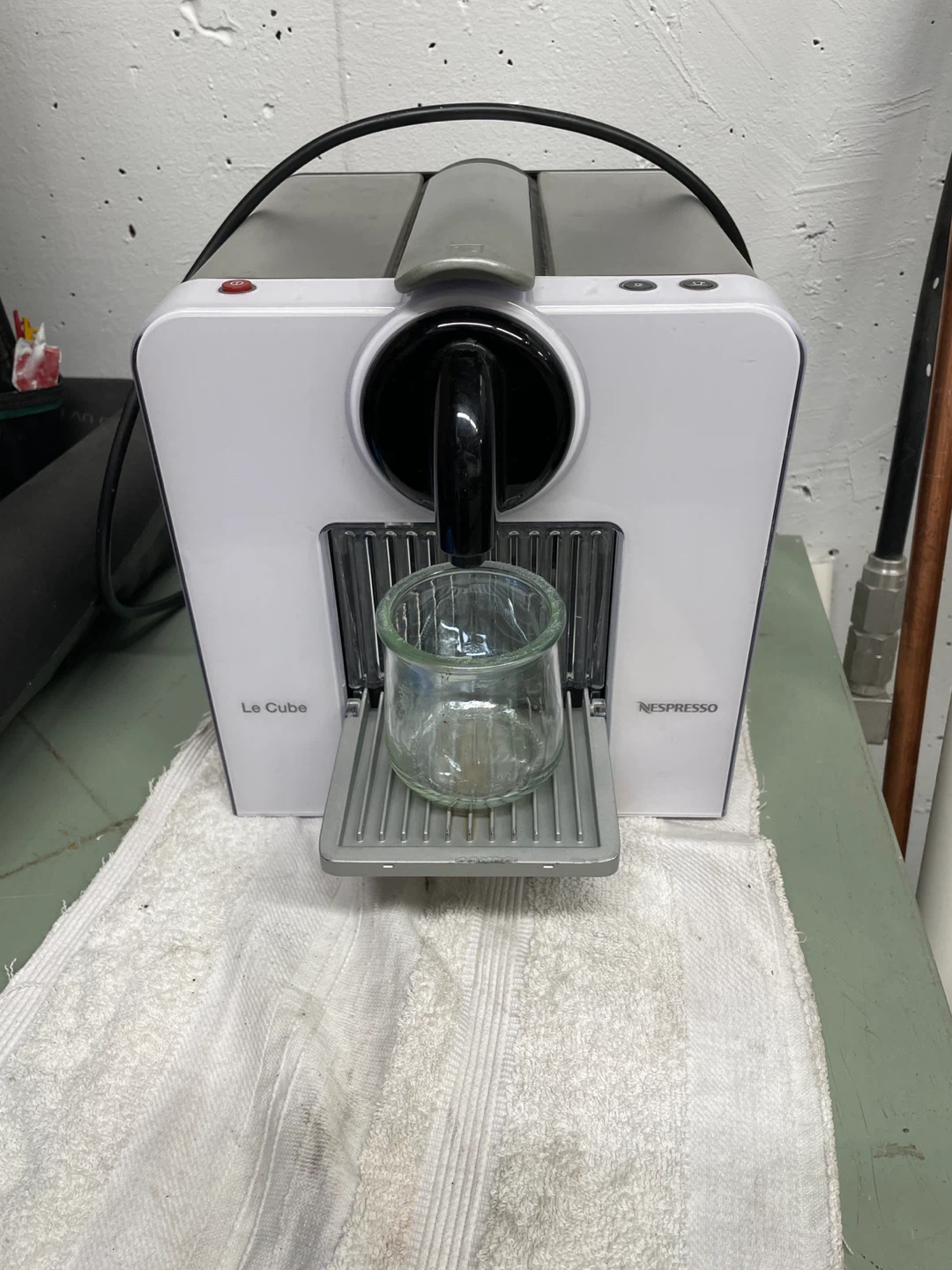 Nespresso Le Cube Coffee Maker