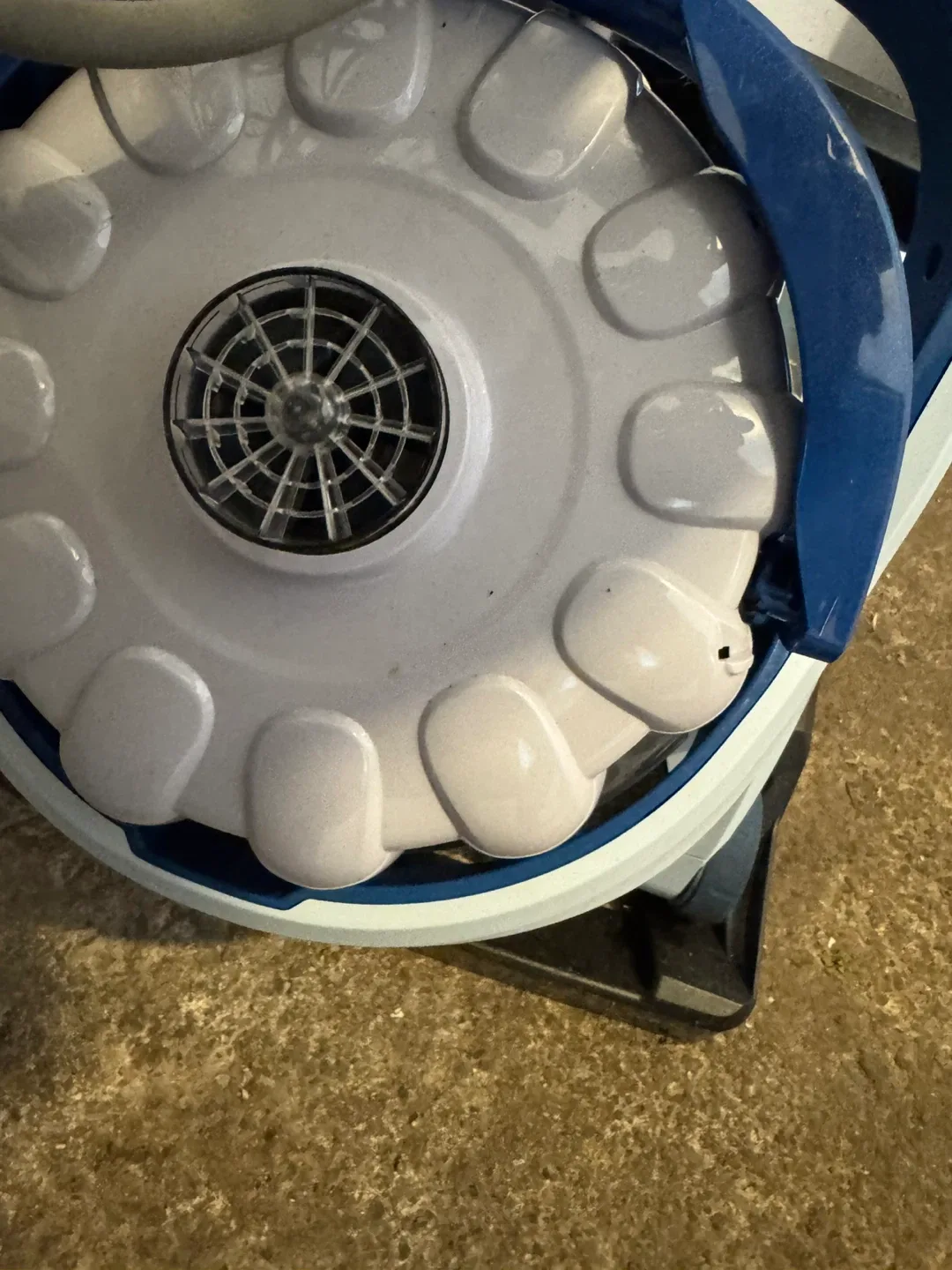 Hayward Pool robot image indicator(3)