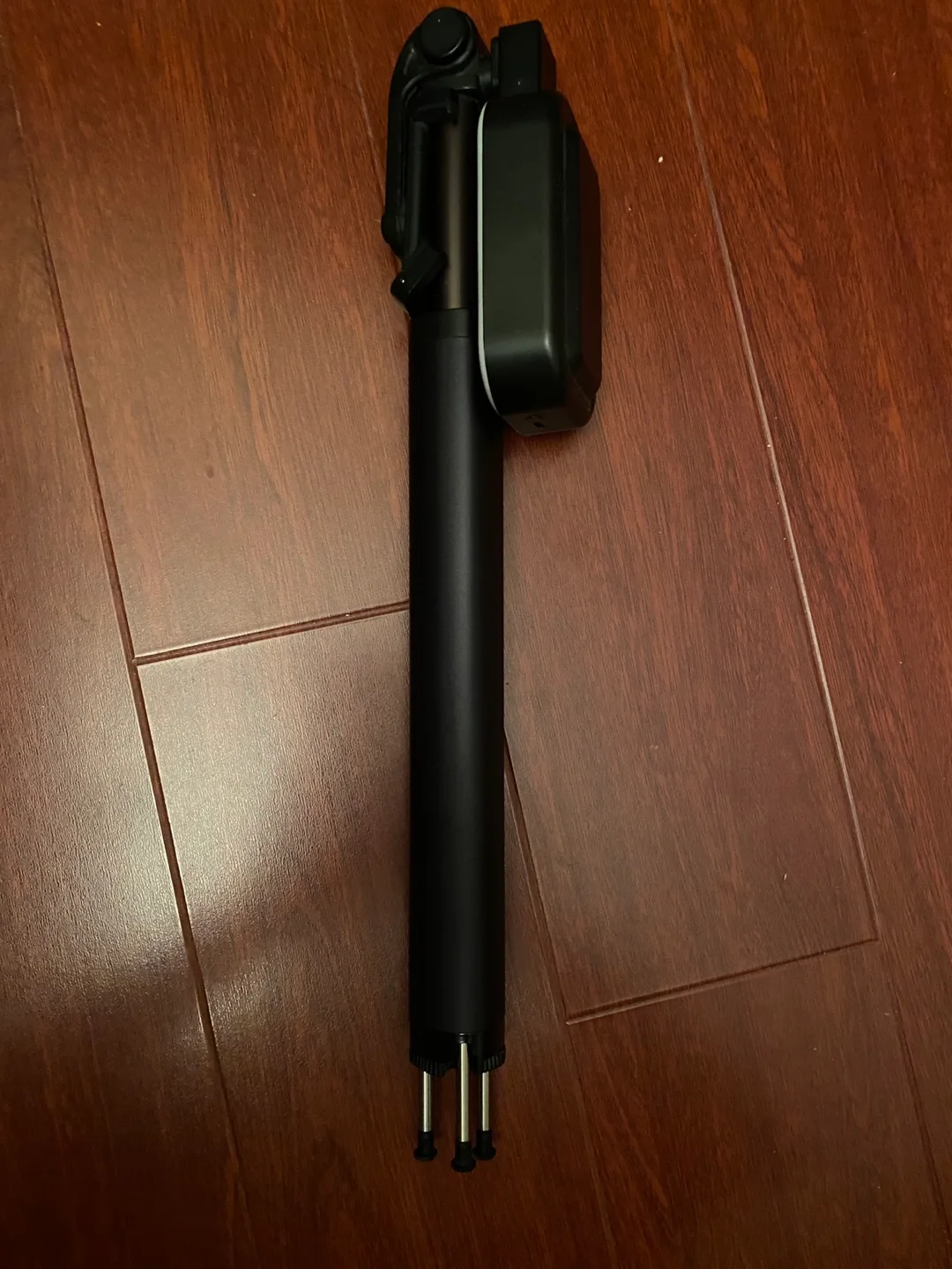 Selfie Stick Tripod with LED Fill Light image indicator(2)