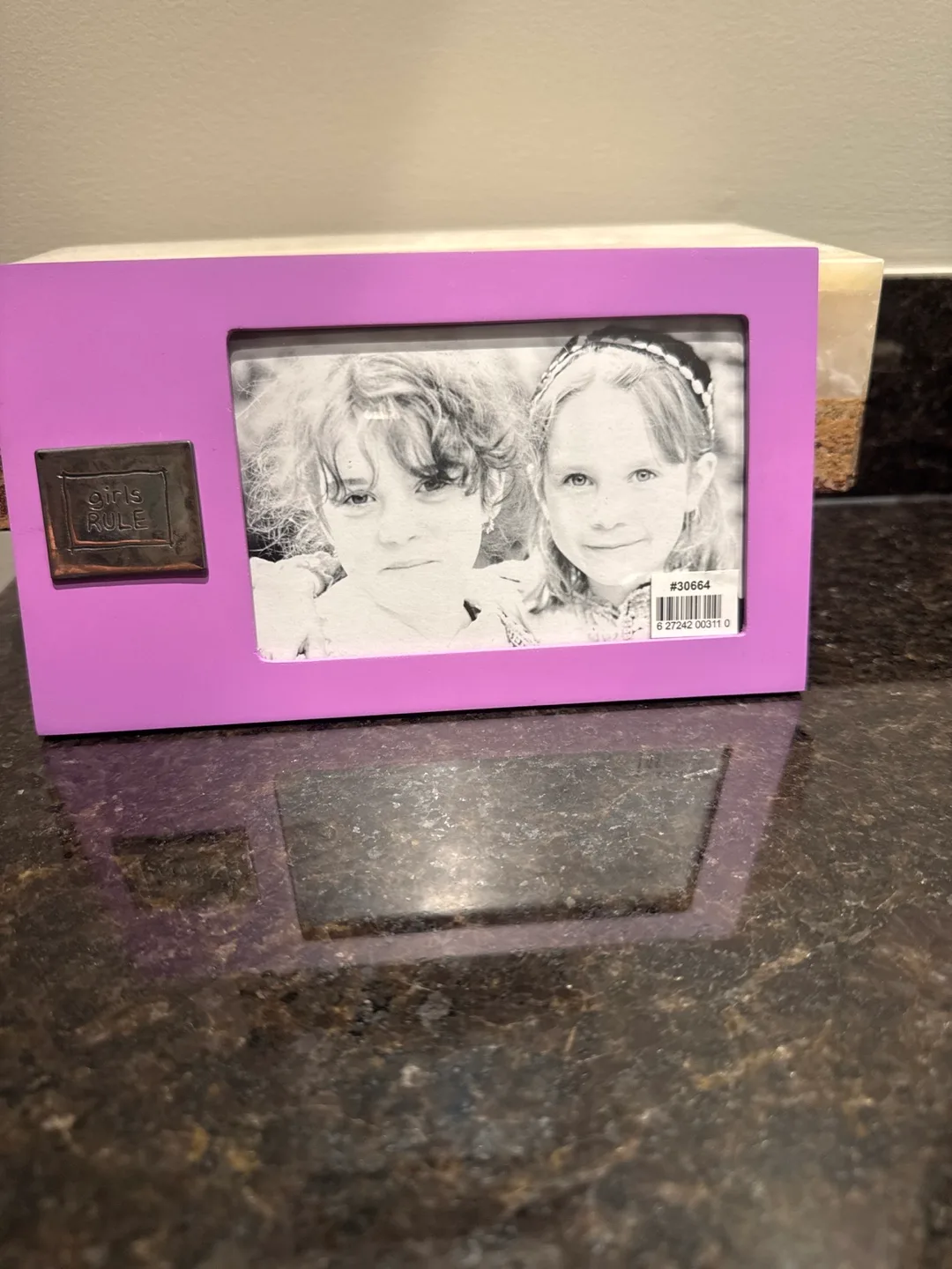 Nexxt Vibes Picture Frame thumbnail
