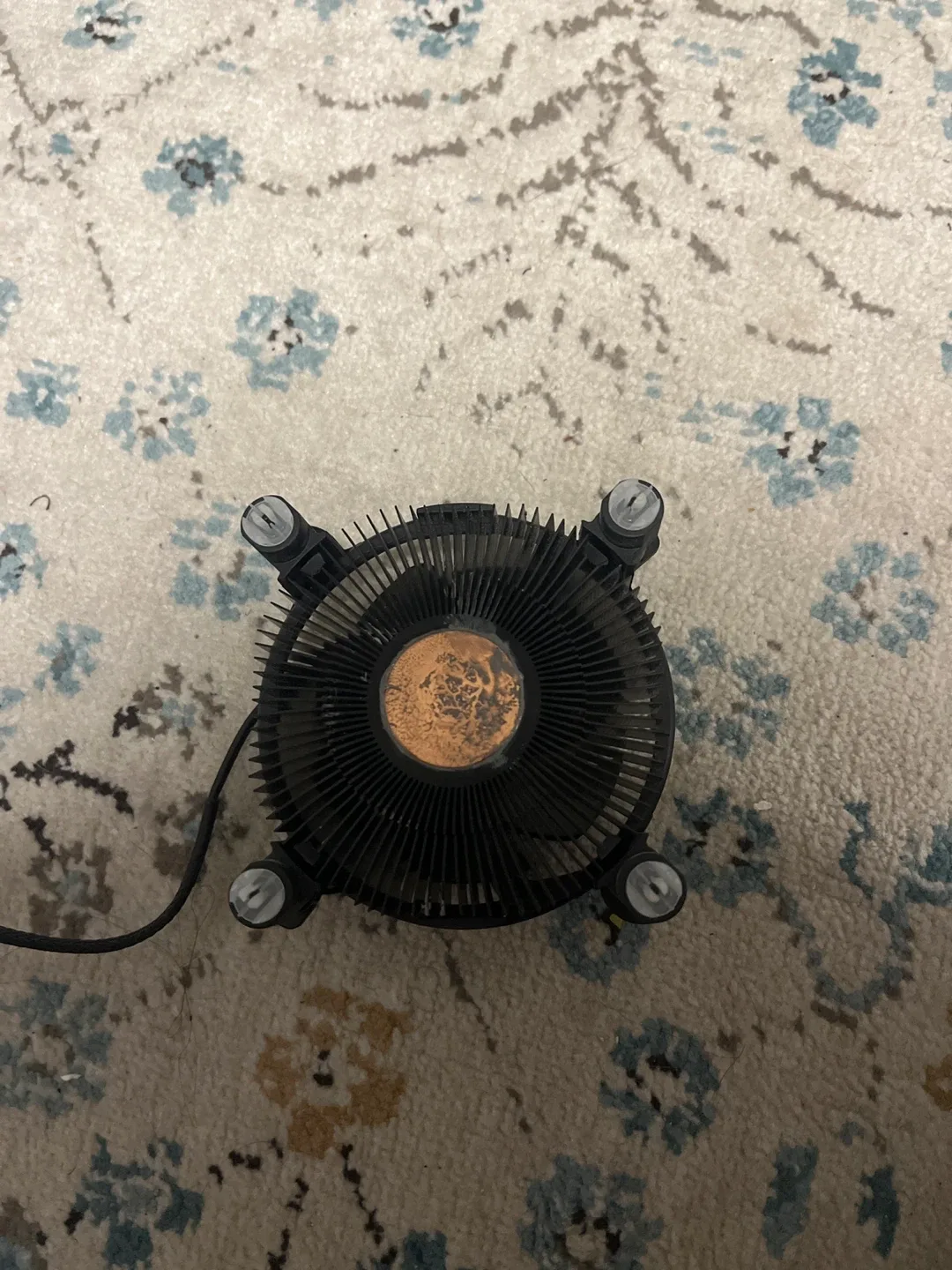 Intel CPU Cooler Fan image indicator(2)