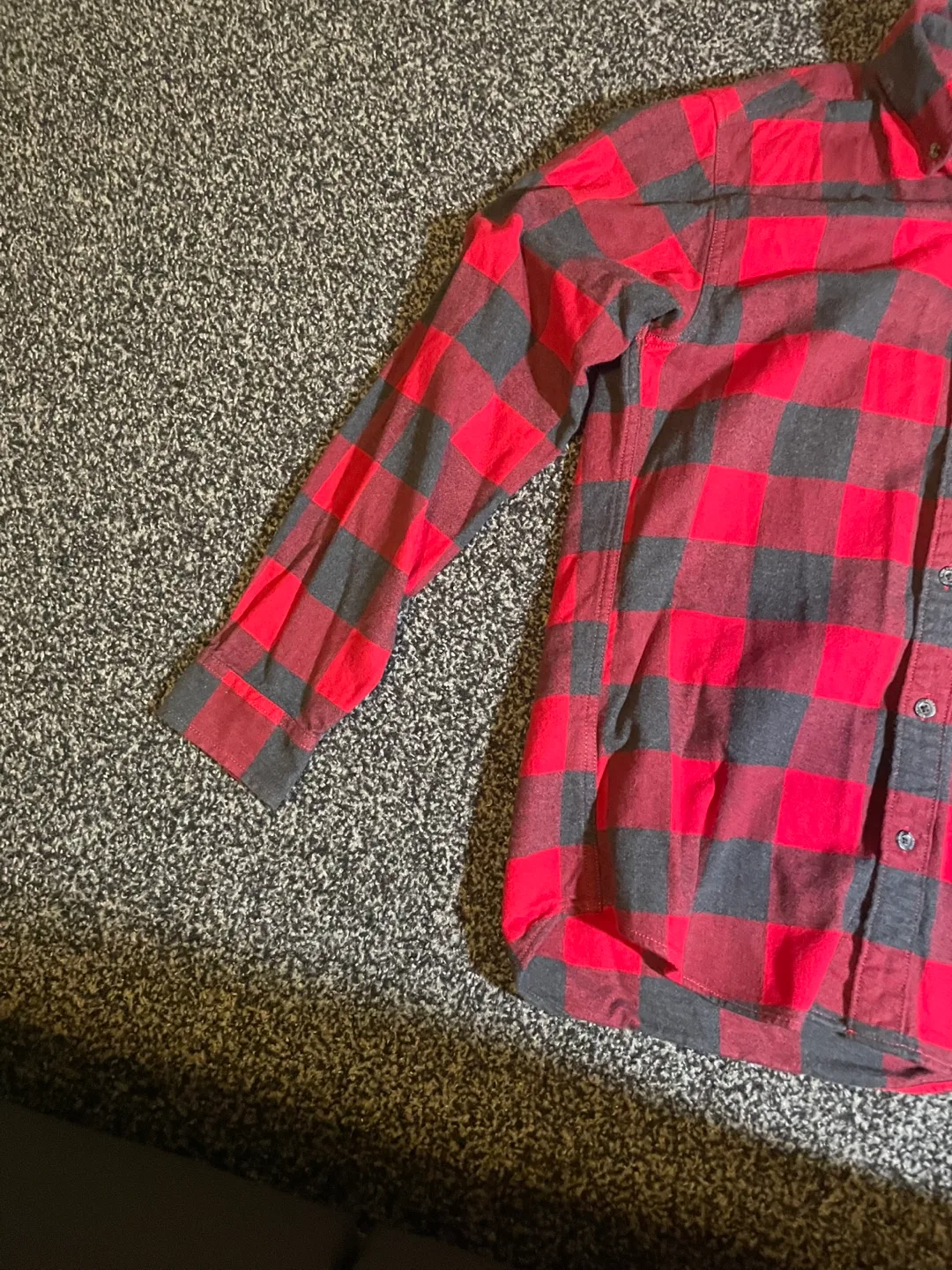 Eddie Bauer Red & Black Flannel - Size S image indicator(3)