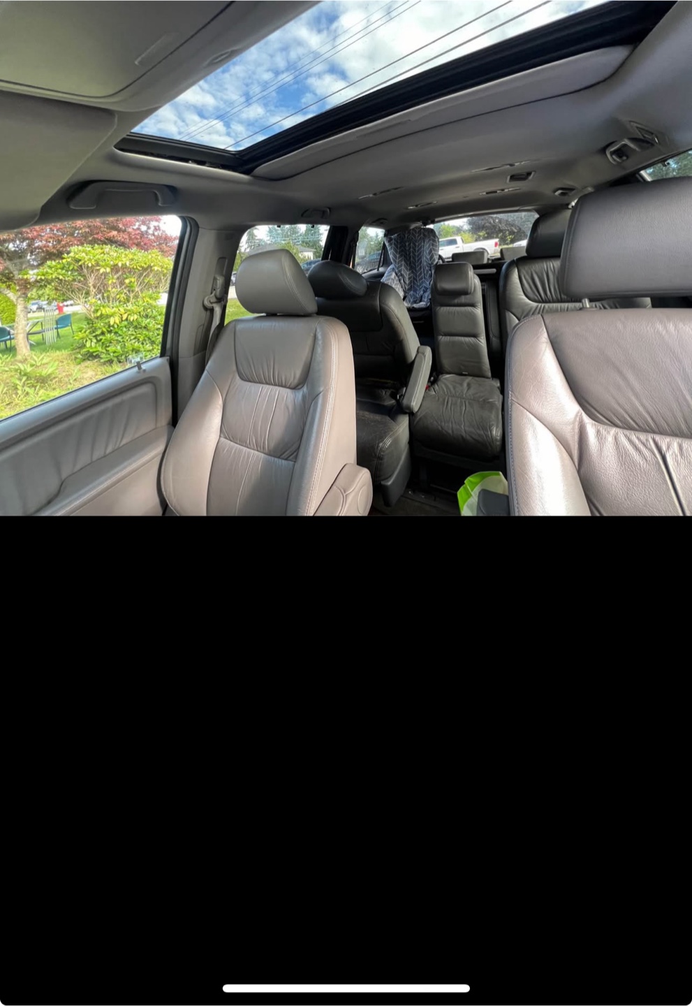 Grey Honda Odyssey Minivan - photo 3