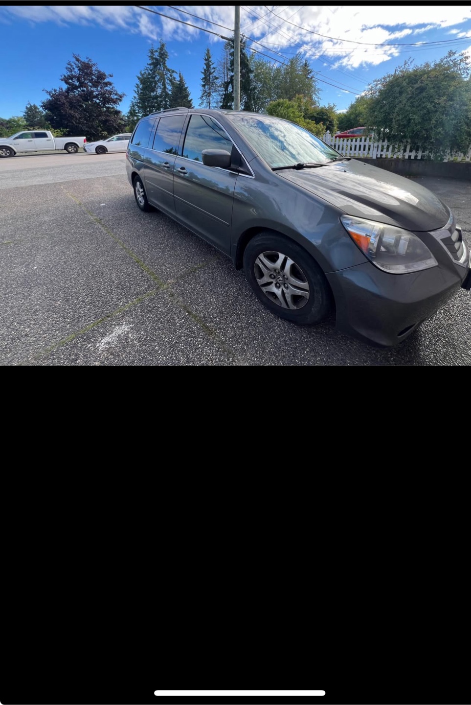 Grey Honda Odyssey Minivan - photo 2