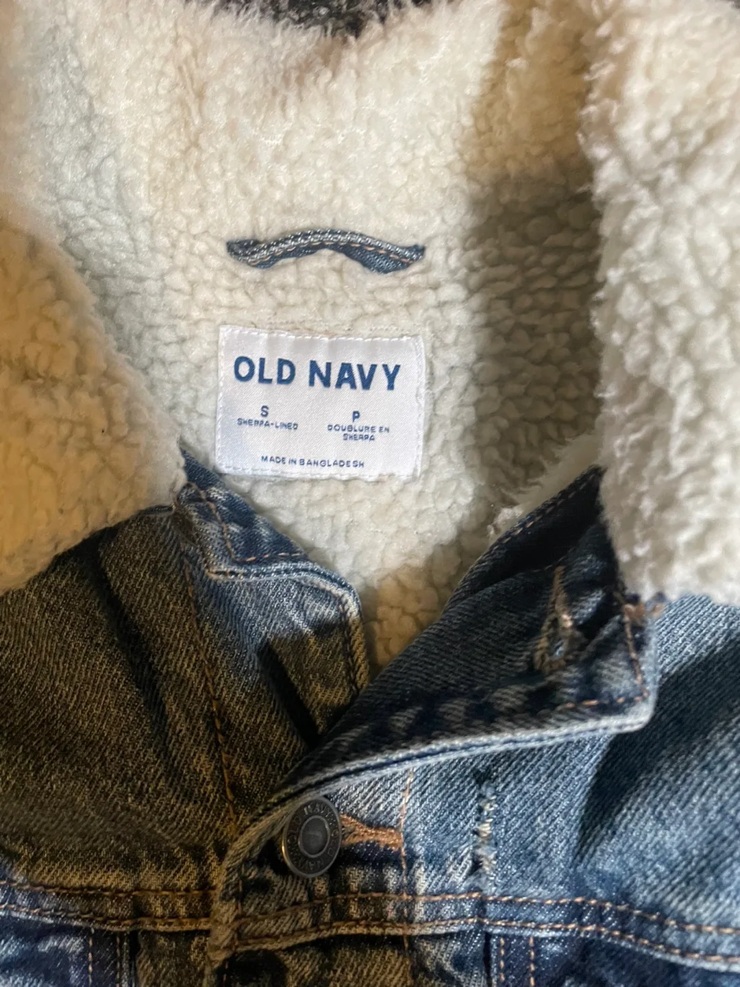 Old Navy Sherpa-Lined Denim Jacket - Size S image indicator(5)