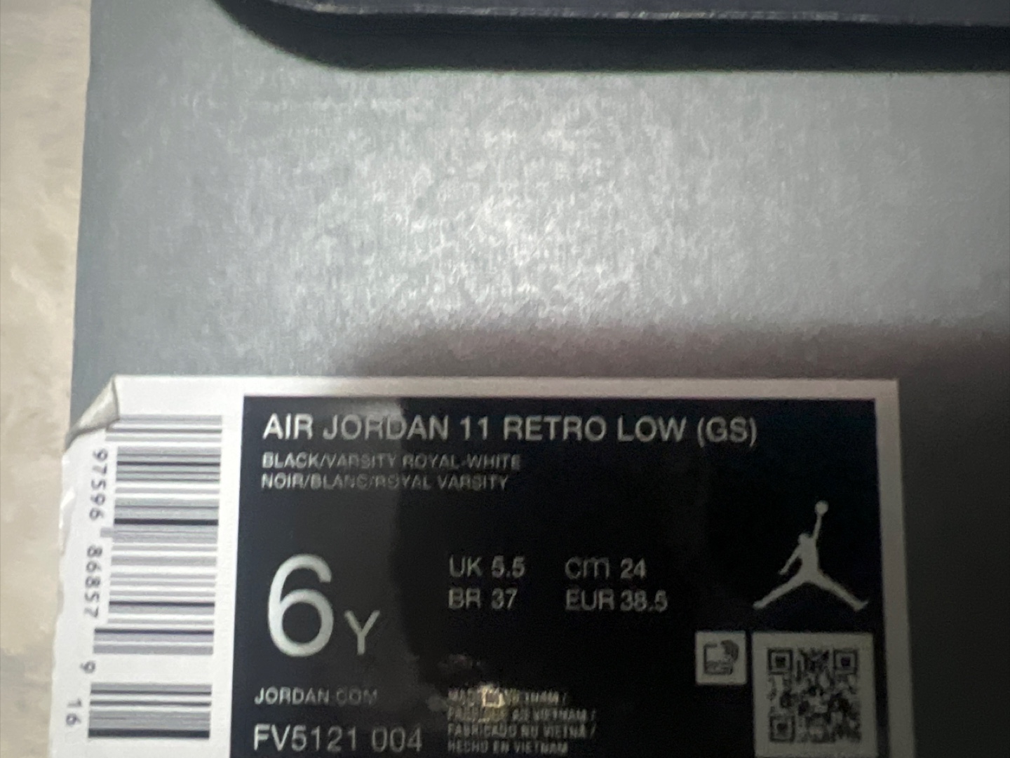 Air Jordan 11 Retro Low (GS) Black, Size 6Y - photo 2