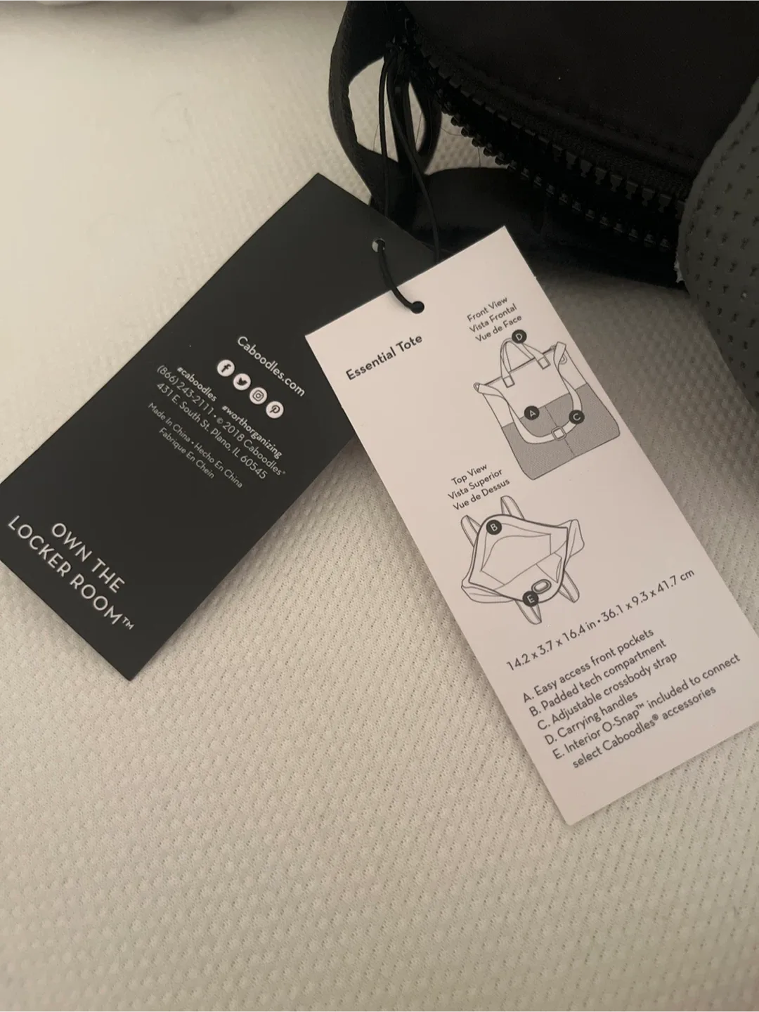 Caboodles Active Tote Bag image indicator(4)