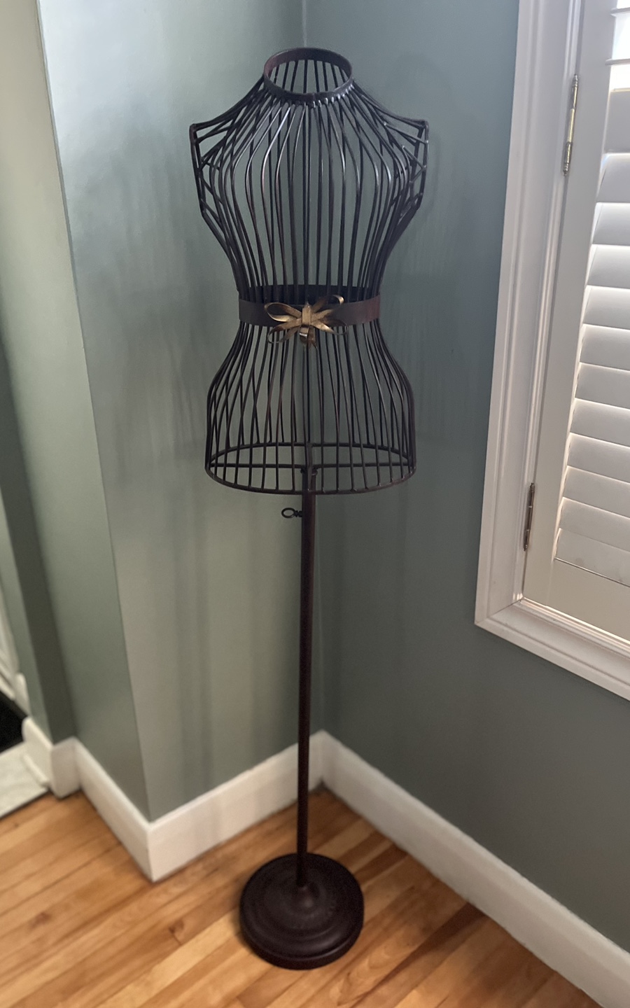 Metal Wire Dress Form Mannequin