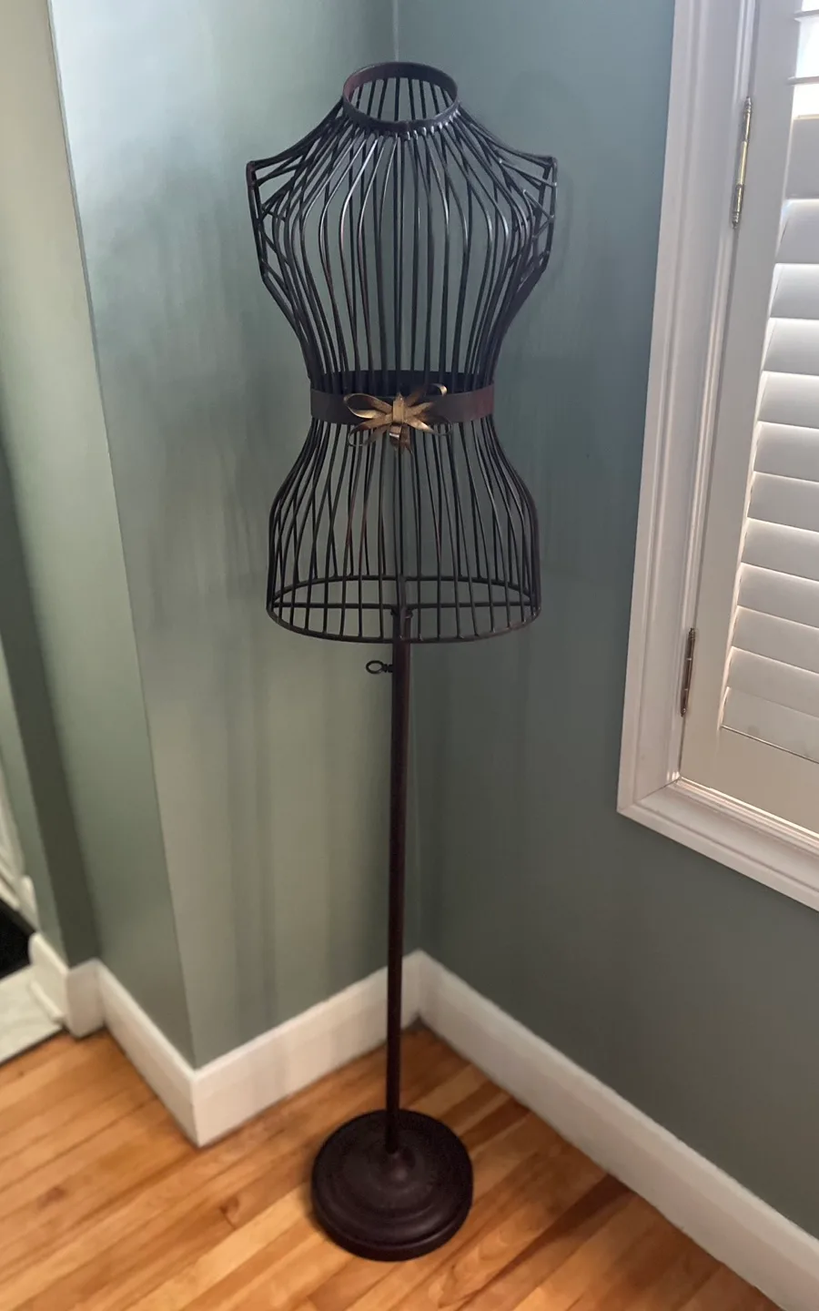 Metal Wire Dress Form Mannequin thumbnail